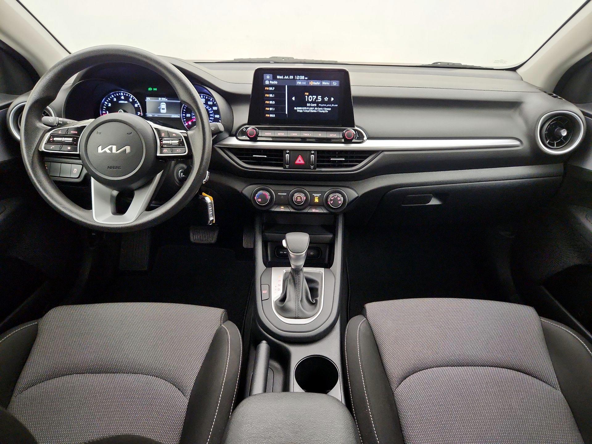 Thumbnail: 2024 Kia Forte - 9