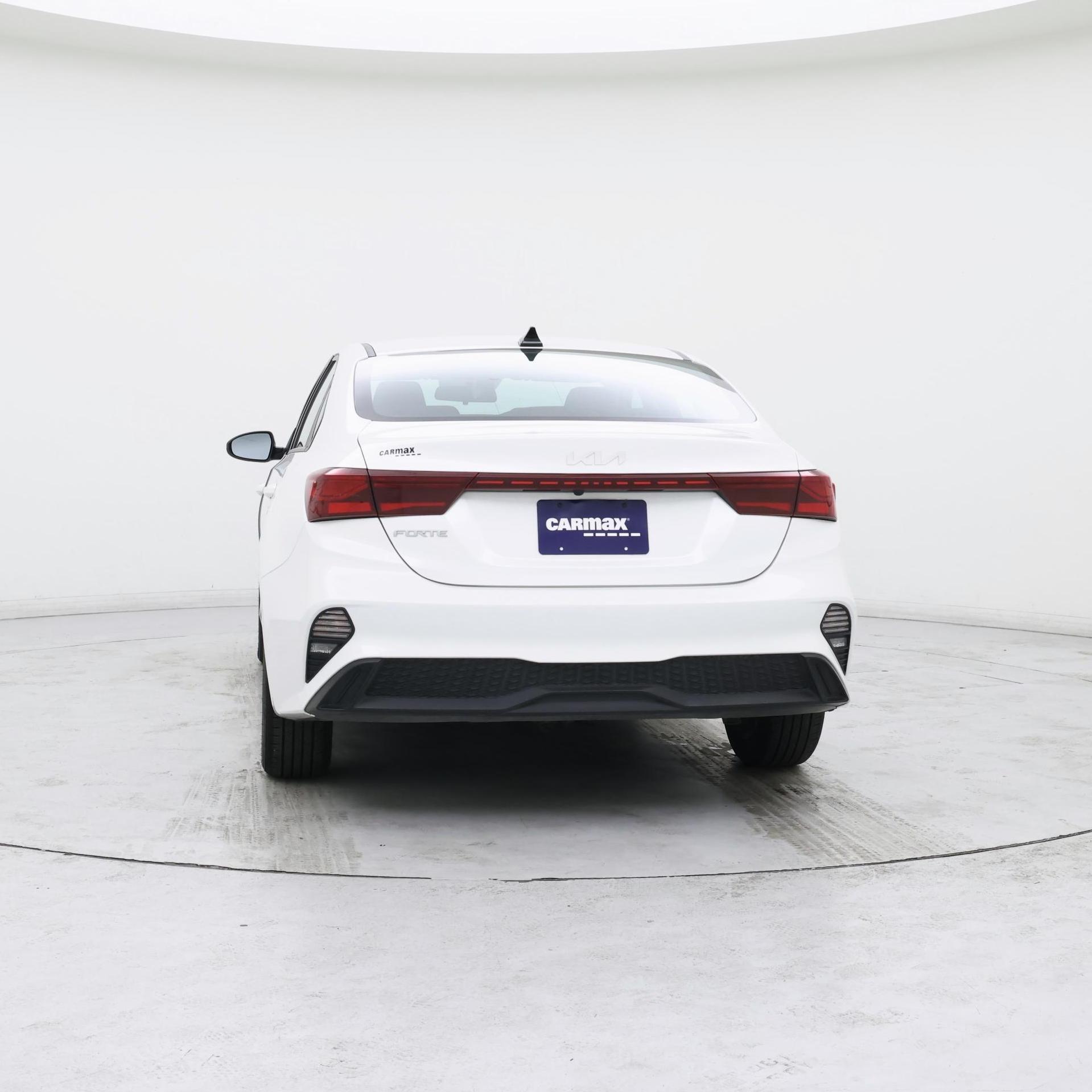 Thumbnail: 2024 Kia Forte - 6