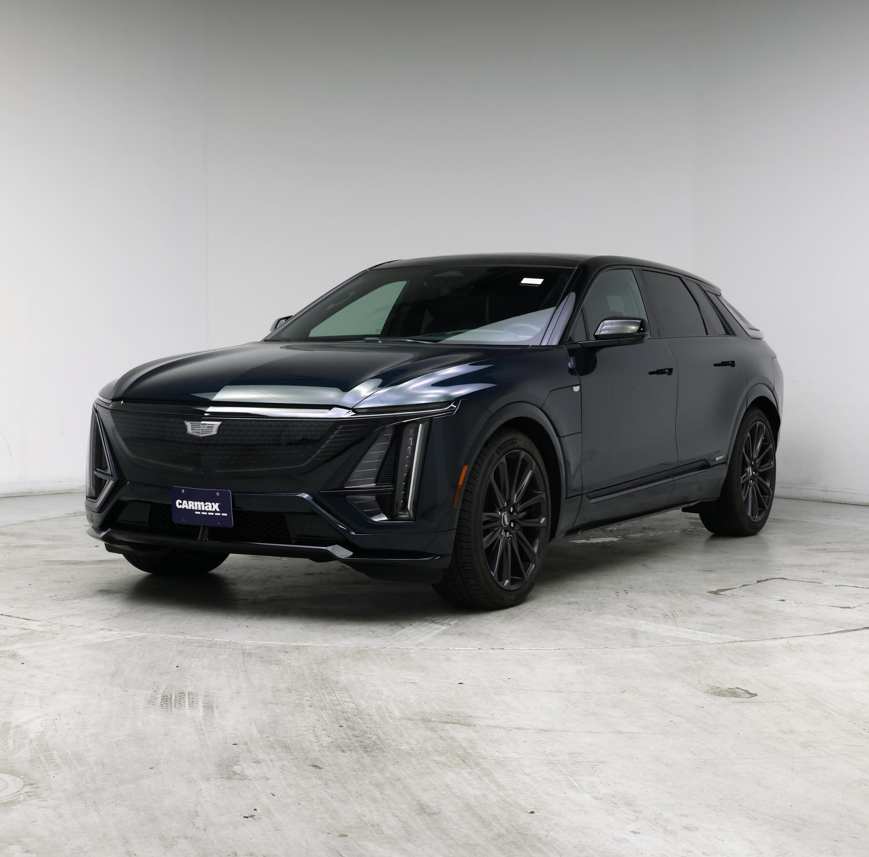 Thumbnail: 2026 Cadillac Lyriq - 4