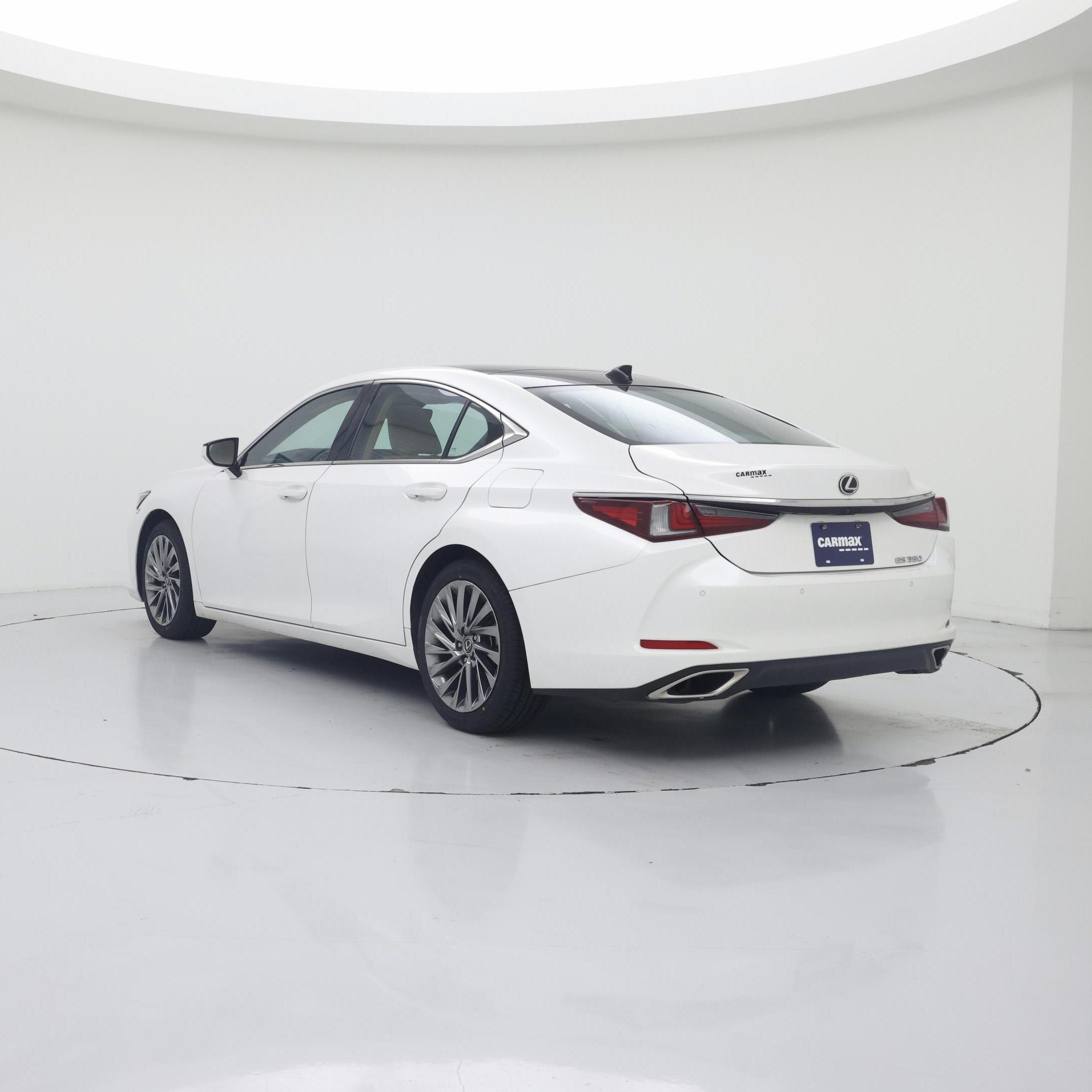 Thumbnail: 2024 Lexus ES - 2