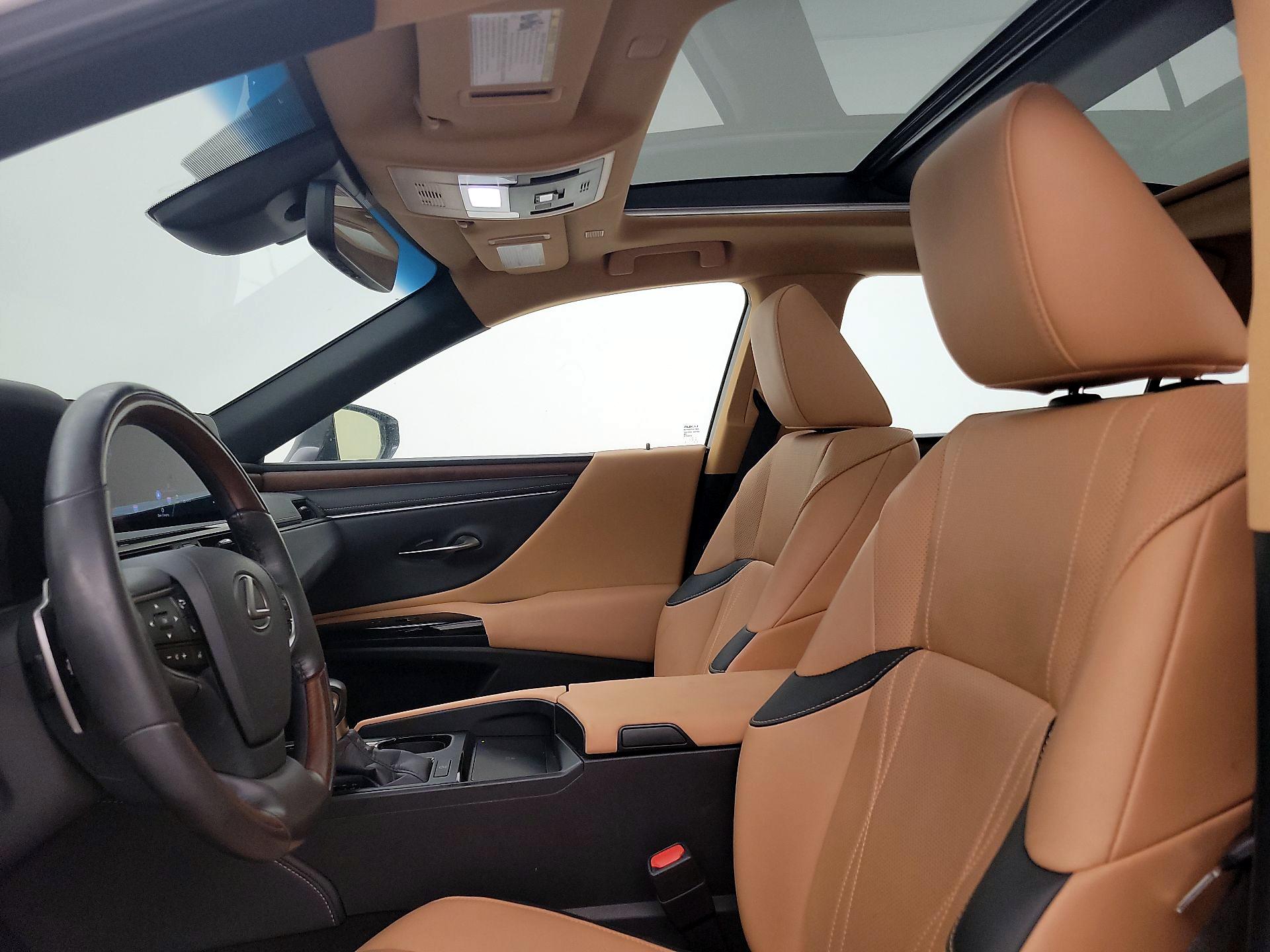 Thumbnail: 2024 Lexus ES - 20