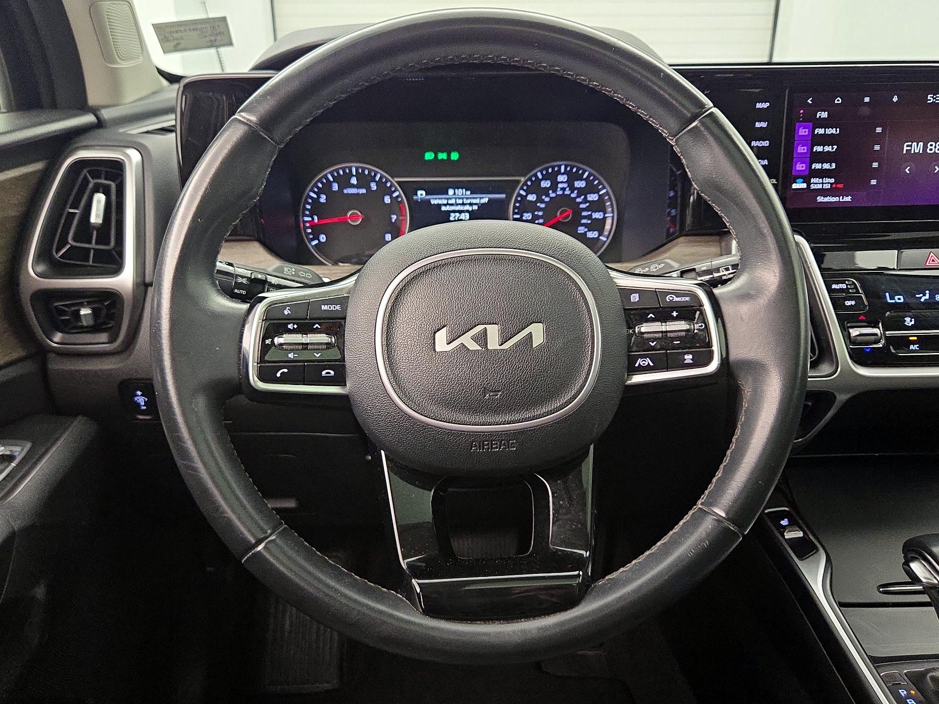 Thumbnail: 2022 Kia Sorento - 10
