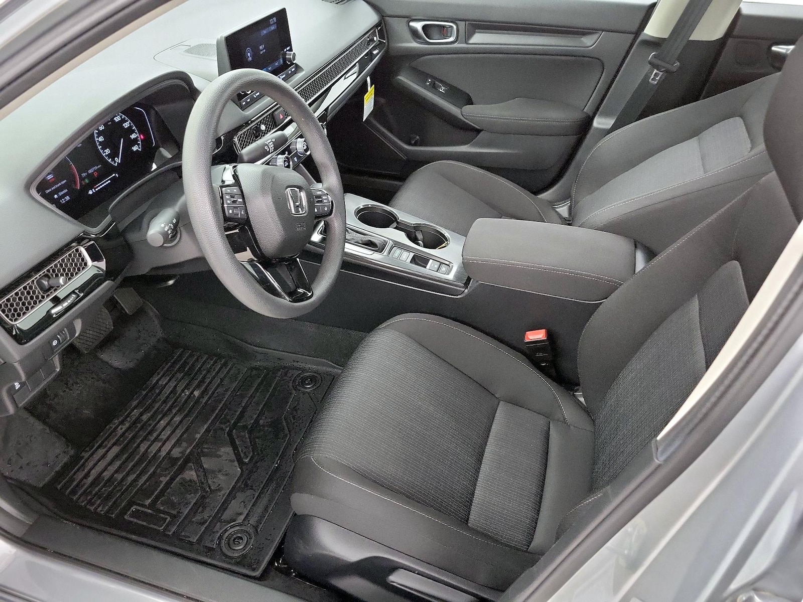 2026 Honda Civic LX - Photo 12
