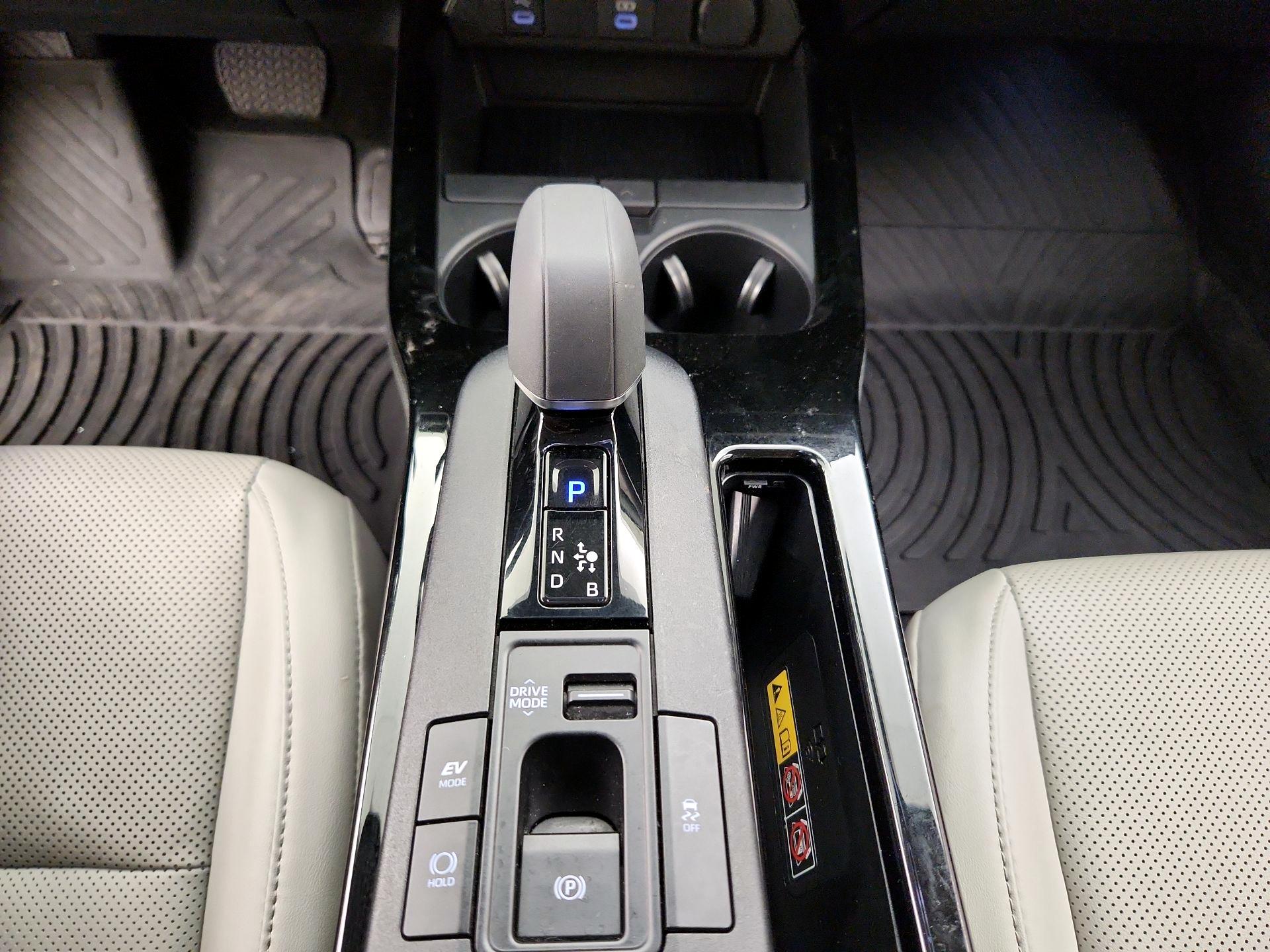 Thumbnail: 2023 Toyota Prius - 18
