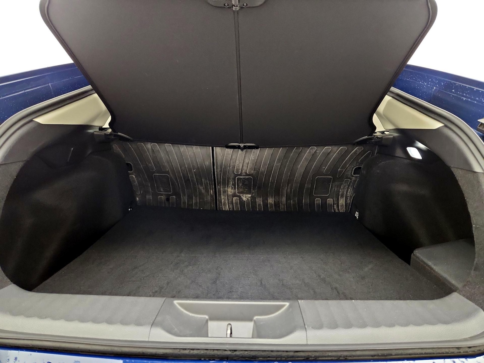 2023 Toyota Prius Limited - Photo 23