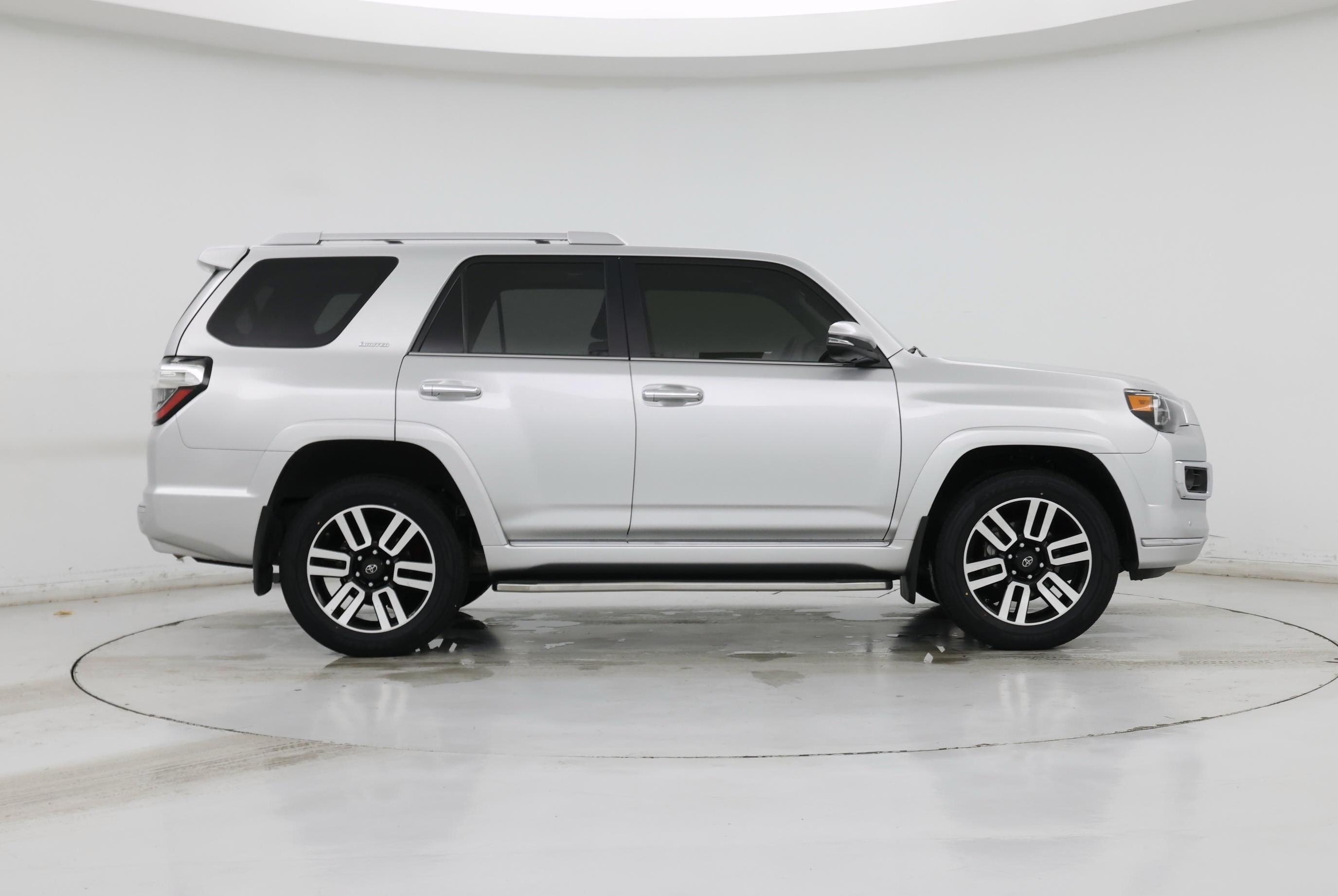 Thumbnail: 2021 Toyota 4Runner - 7