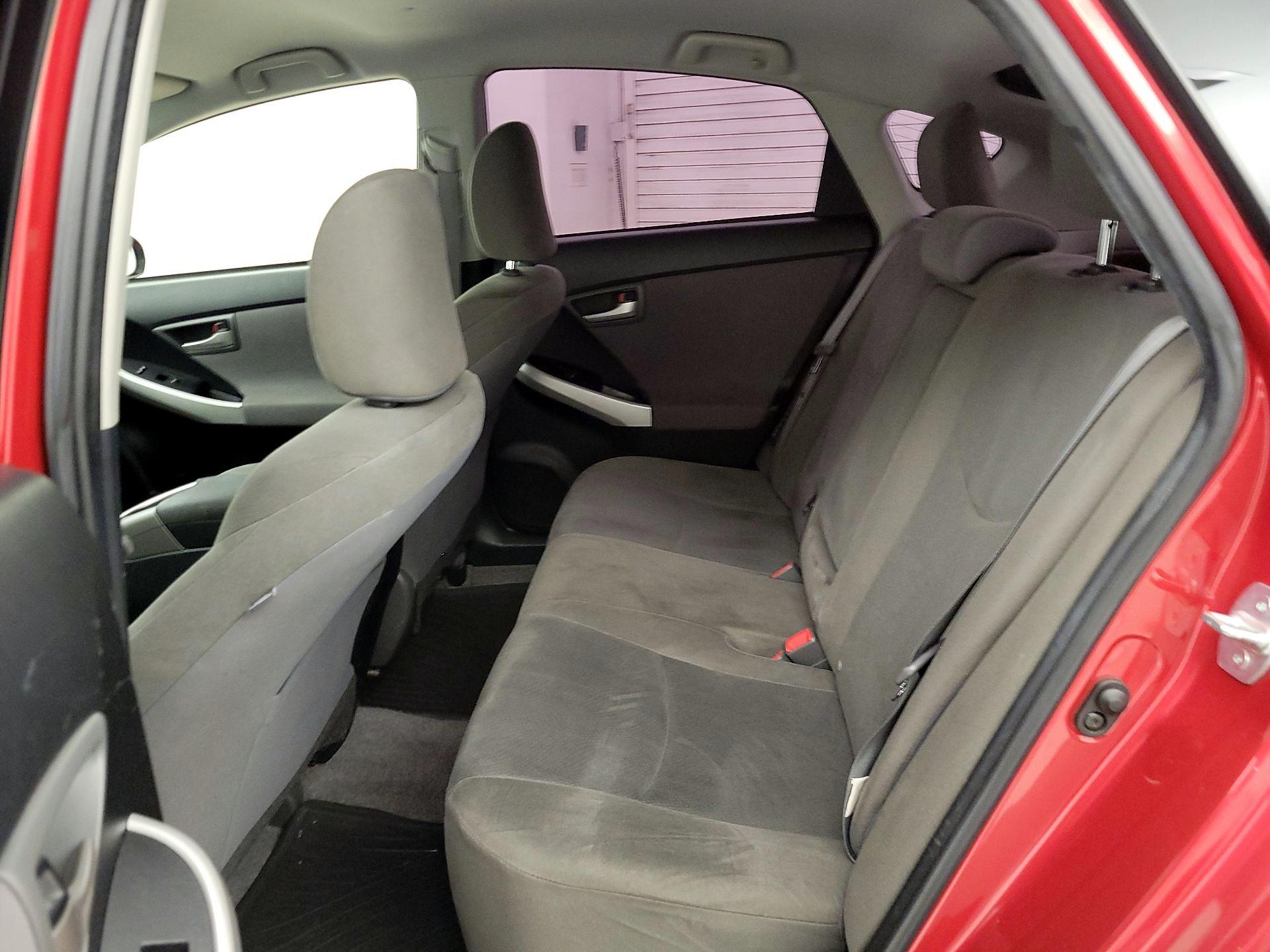 Thumbnail: 2015 Toyota Prius - 17