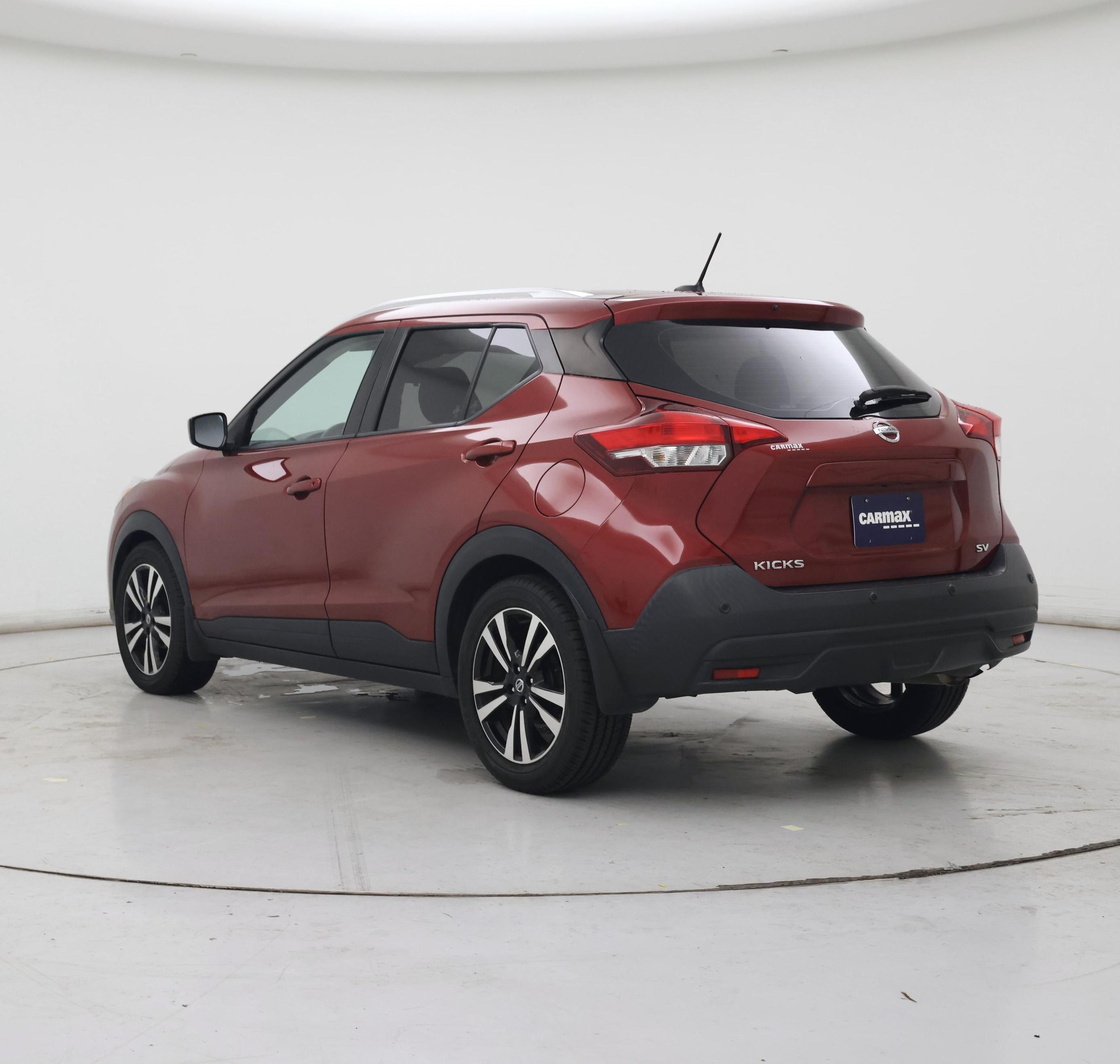 Thumbnail: 2020 Nissan Kicks - 2