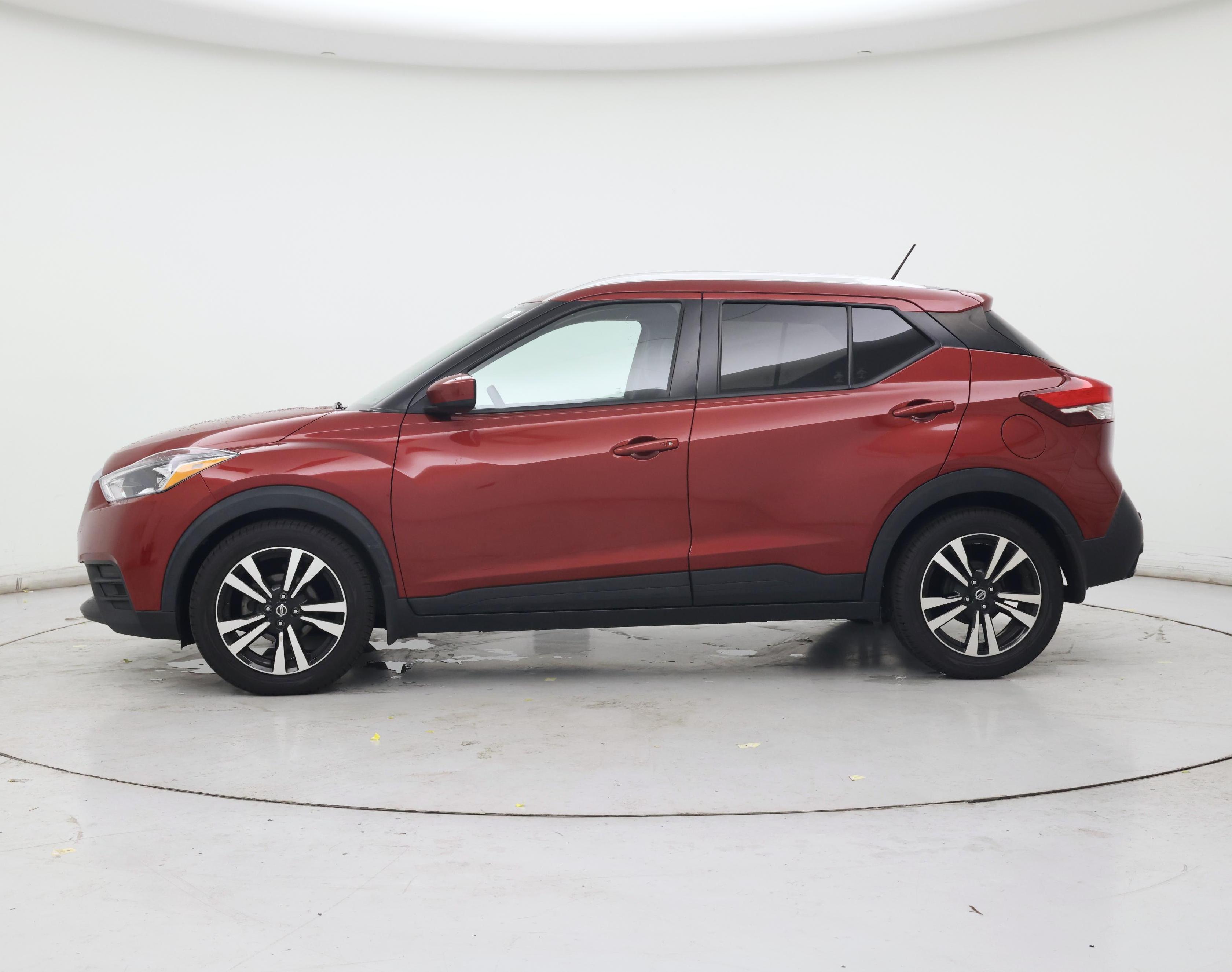 Thumbnail: 2020 Nissan Kicks - 3