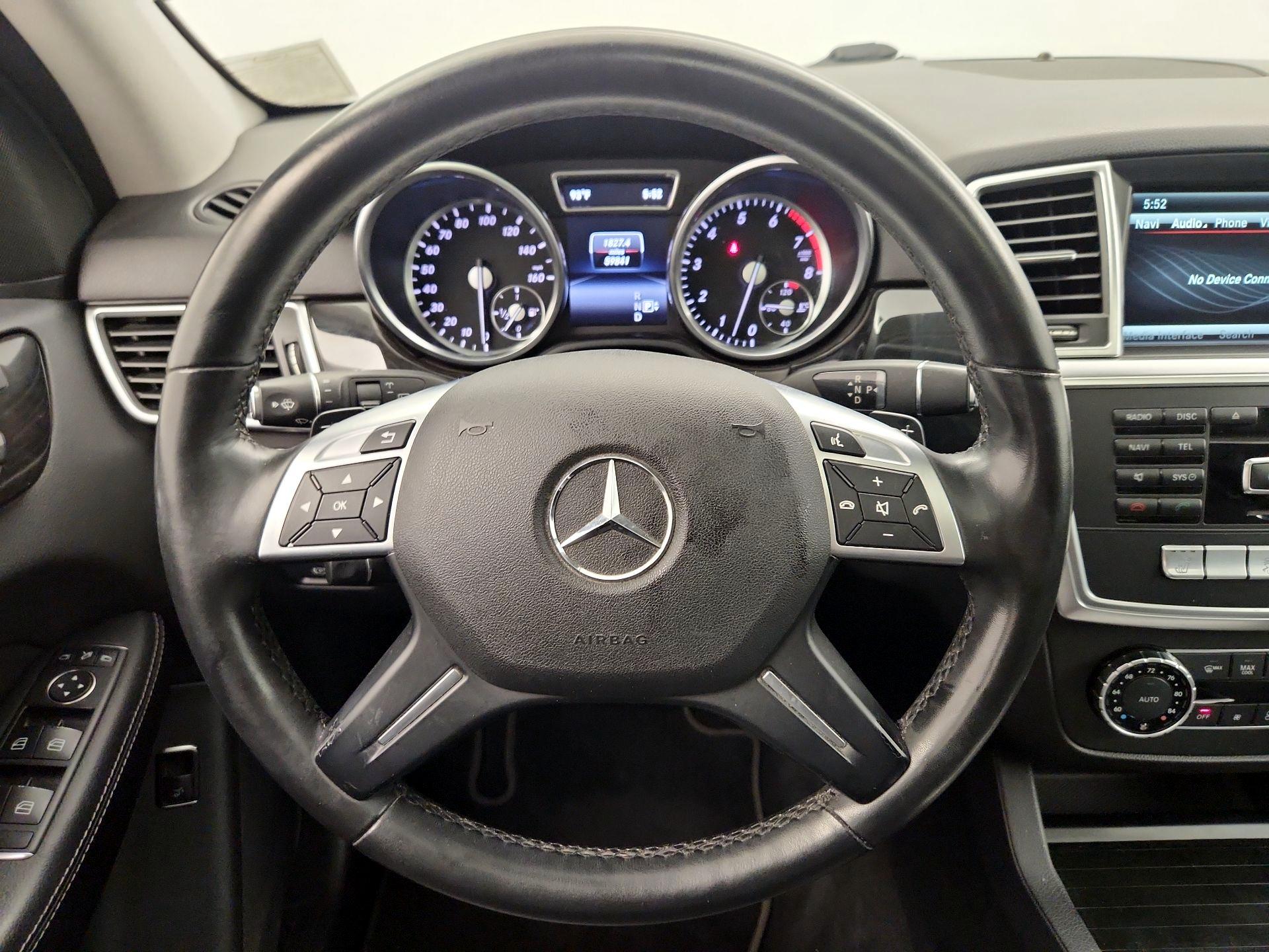 Thumbnail: 2015 Mercedes-Benz M-Class - 10
