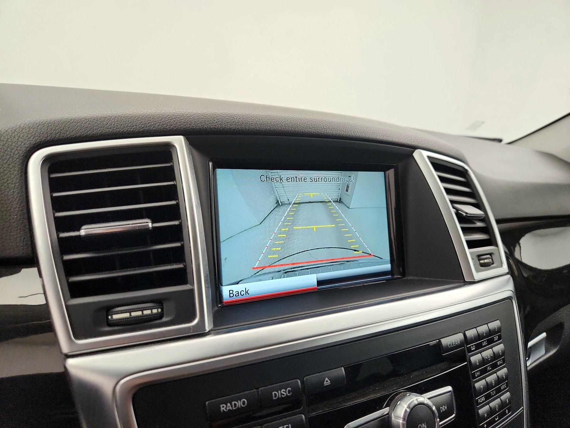 Thumbnail: 2015 Mercedes-Benz M-Class - 15