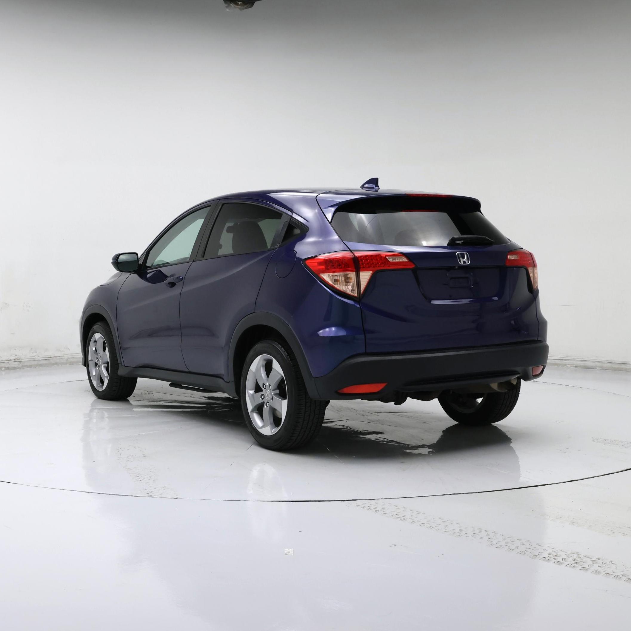 Thumbnail: 2017 Honda HR-V - 2