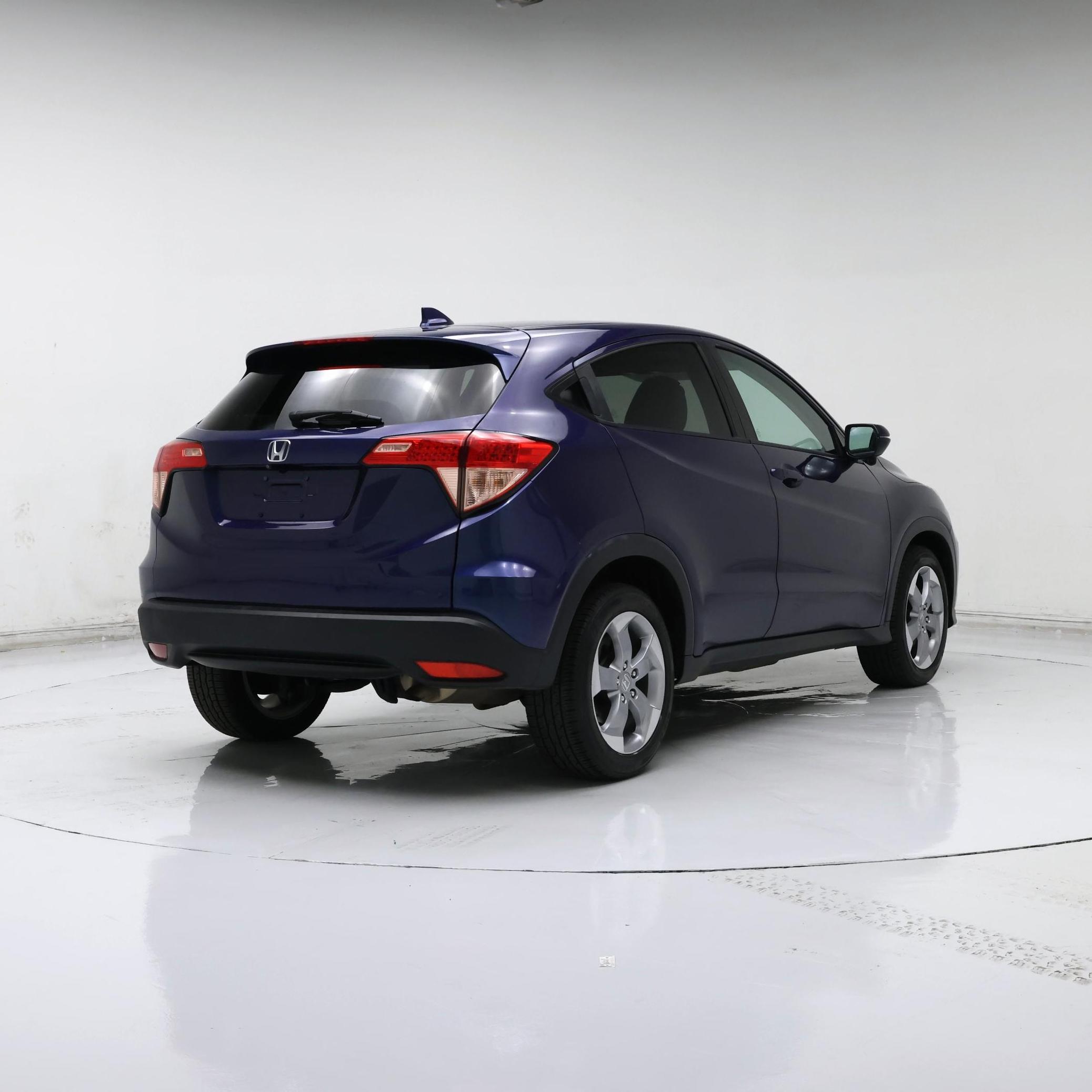 Thumbnail: 2017 Honda HR-V - 8