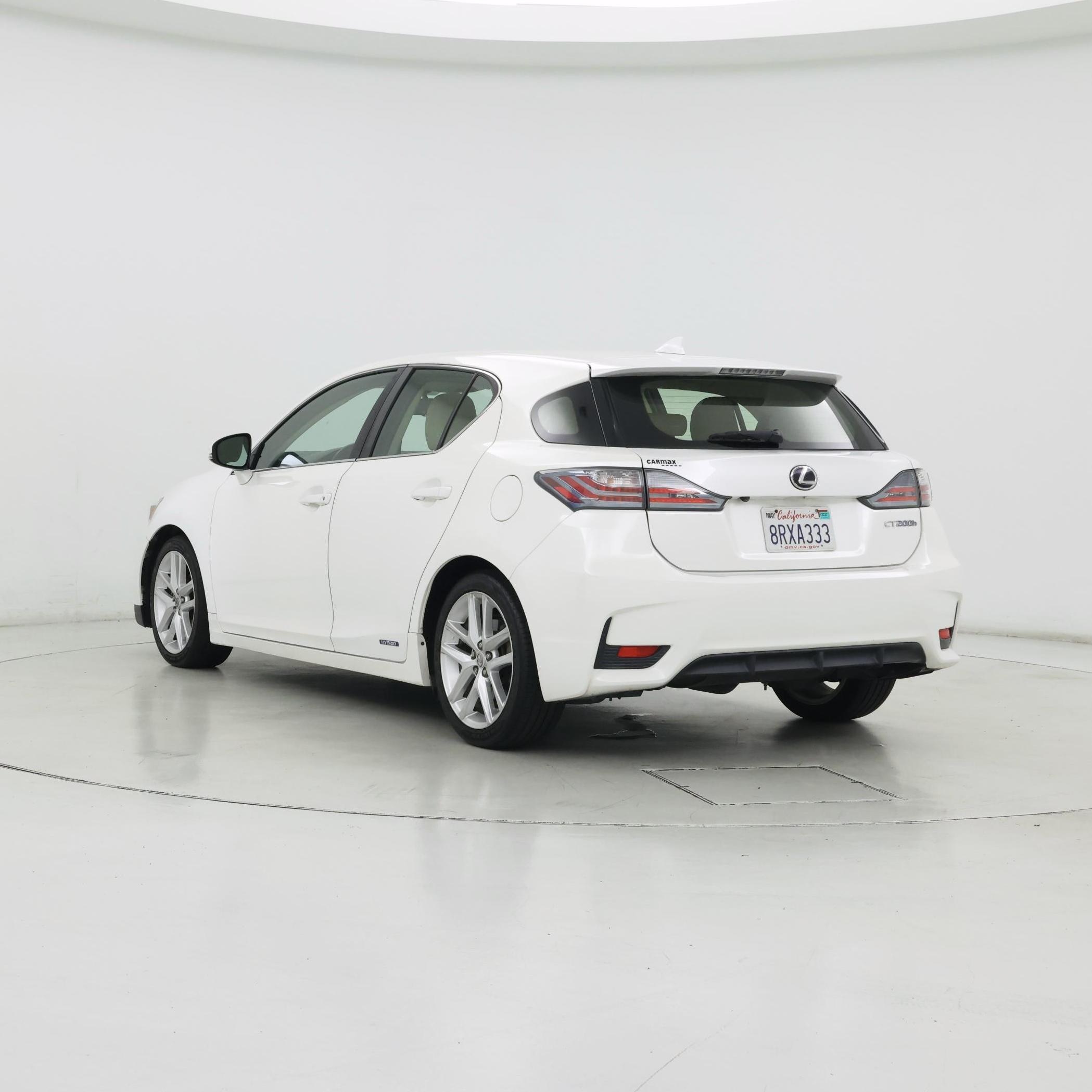 Thumbnail: 2017 Lexus CT - 2