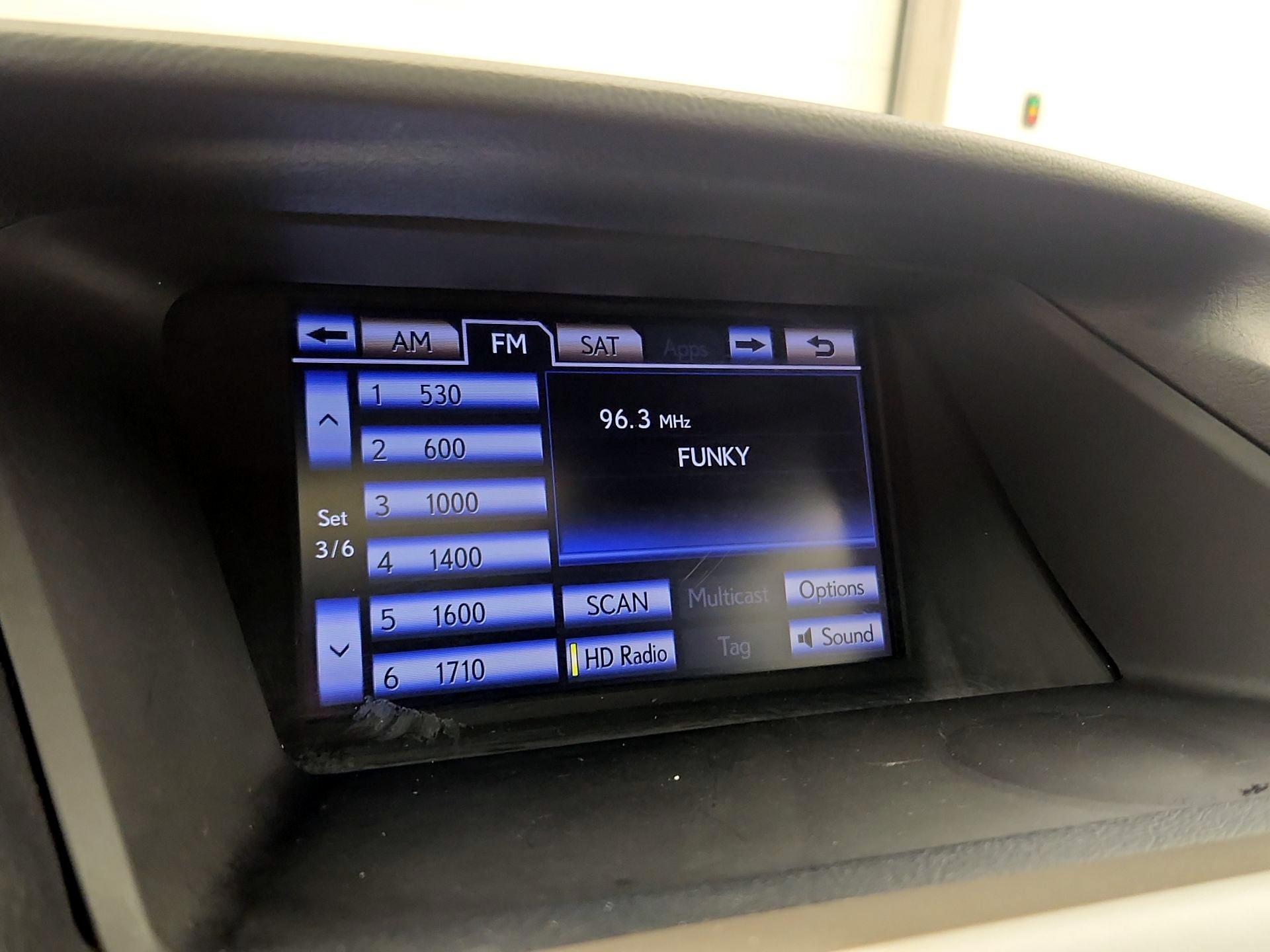 Thumbnail: 2015 Lexus RX - 15