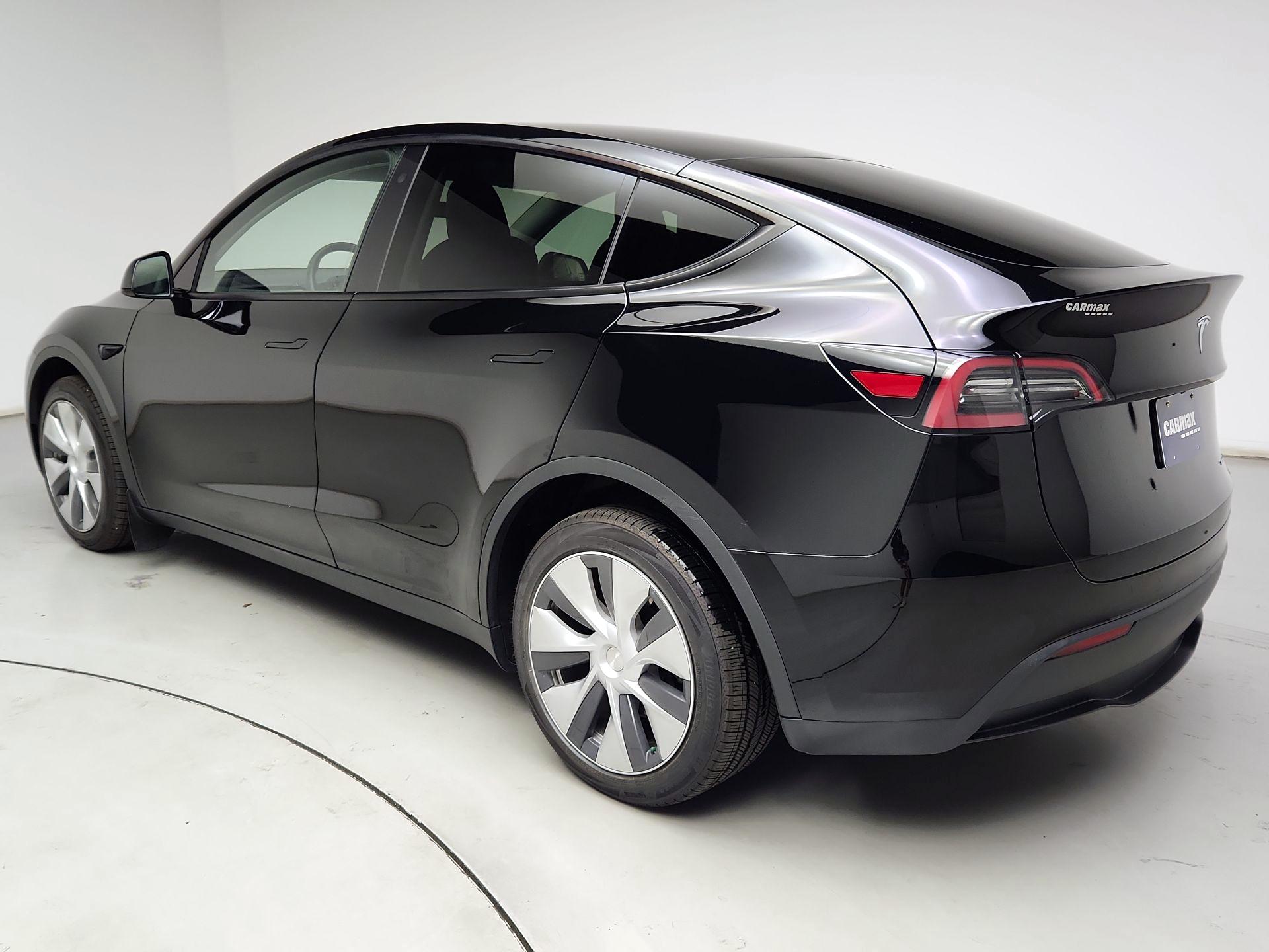 Thumbnail: 2023 Tesla Model Y - 7