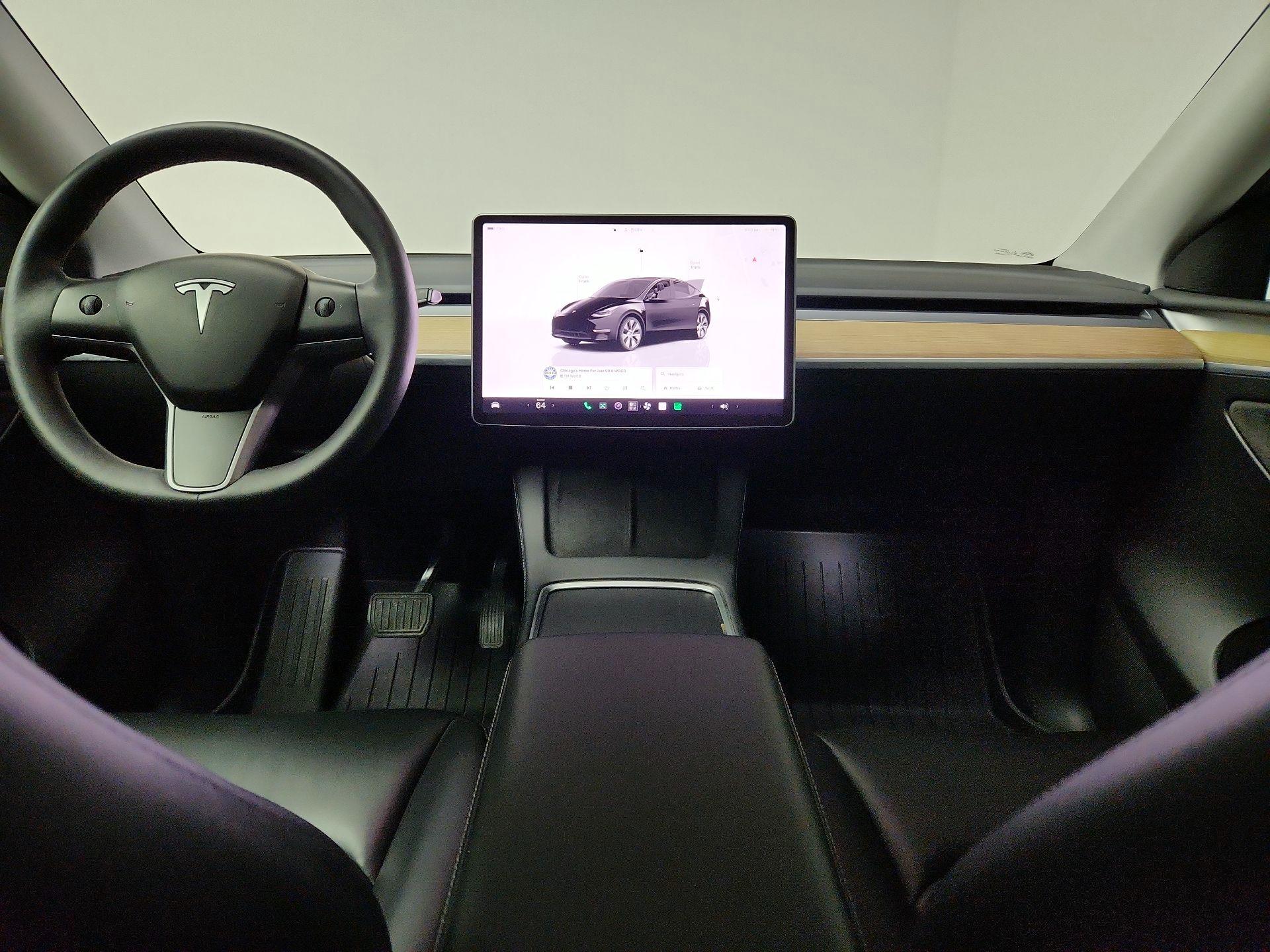 Thumbnail: 2023 Tesla Model Y - 8