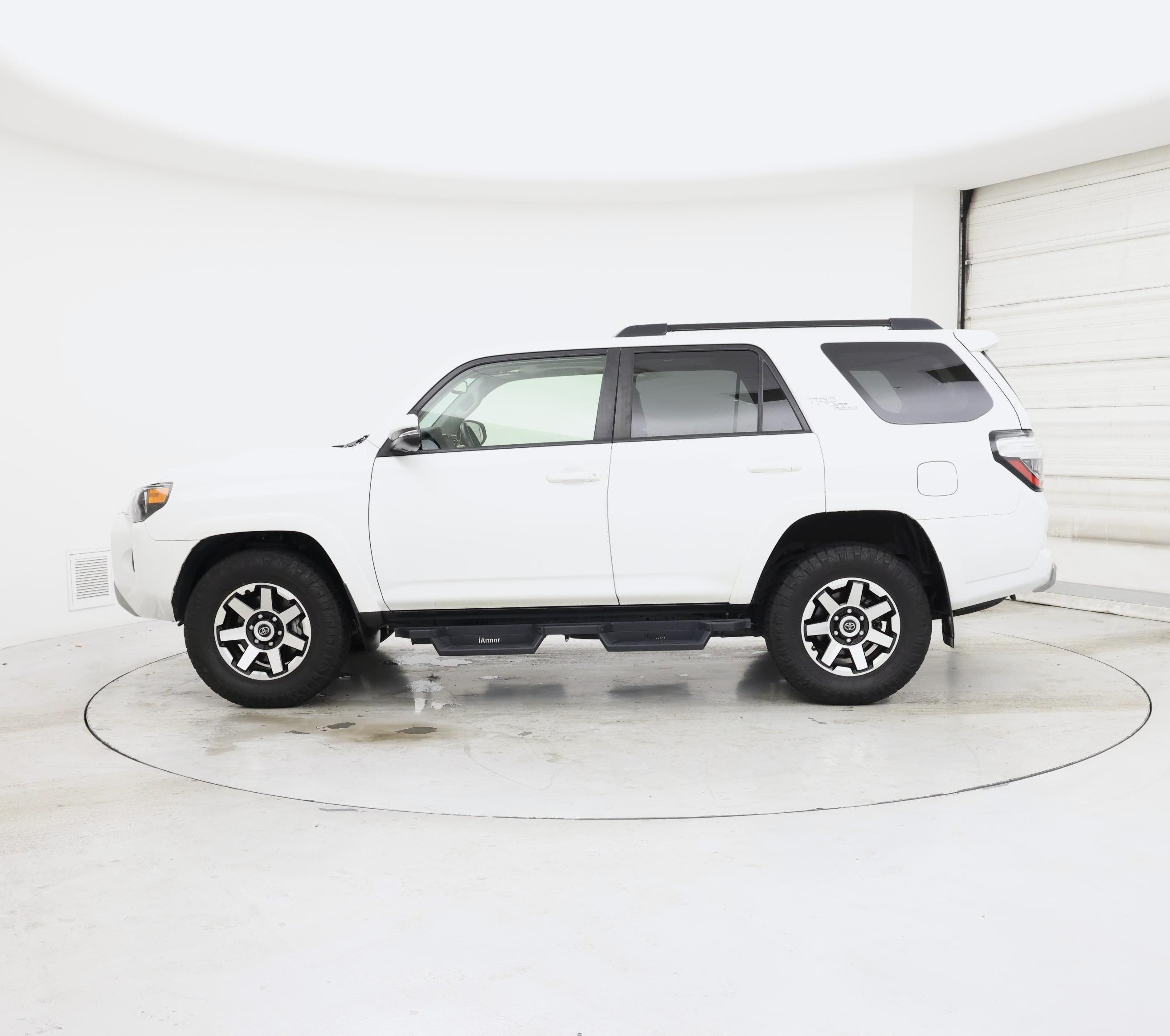 Thumbnail: 2021 Toyota 4Runner - 3
