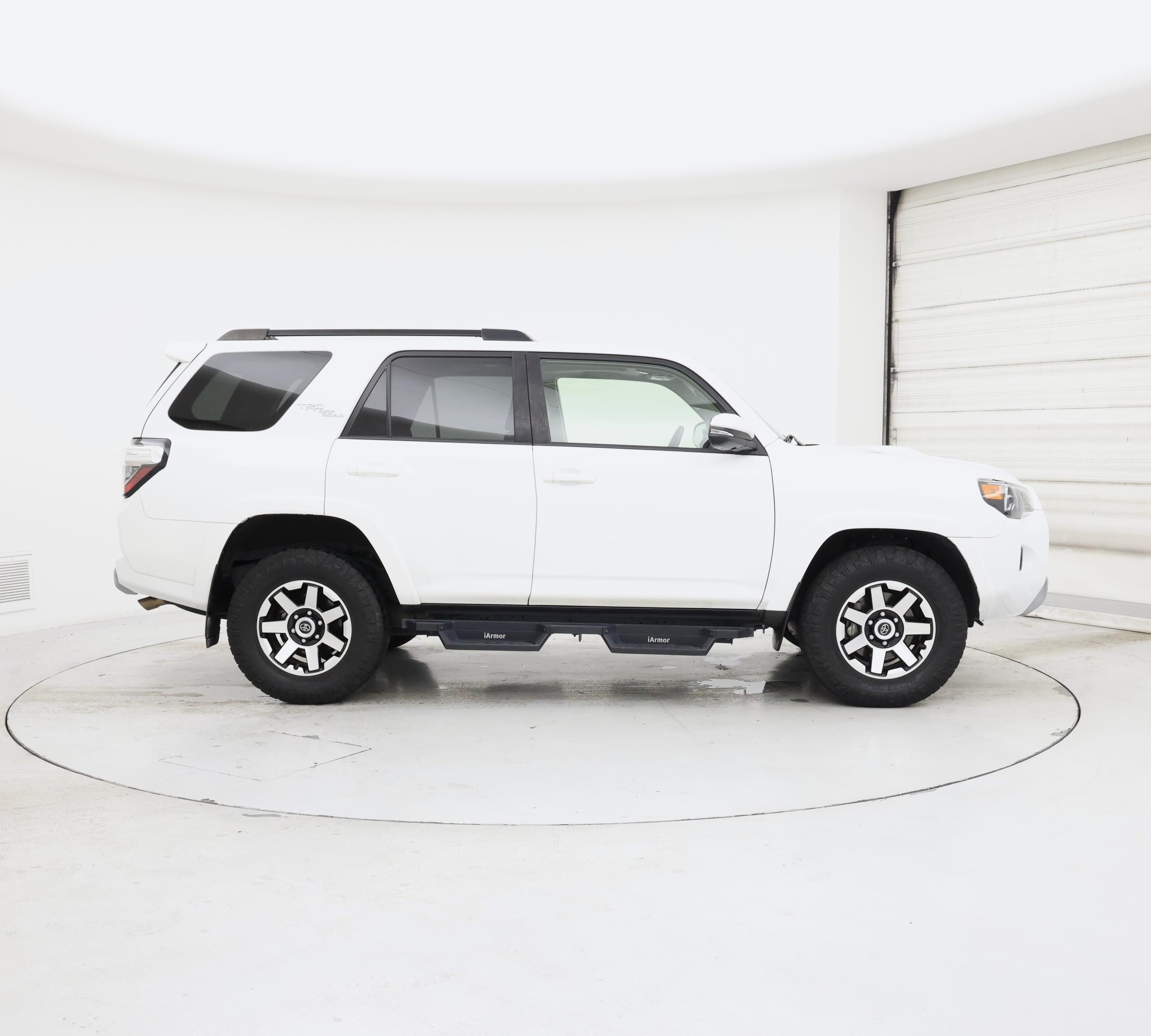 Thumbnail: 2021 Toyota 4Runner - 7