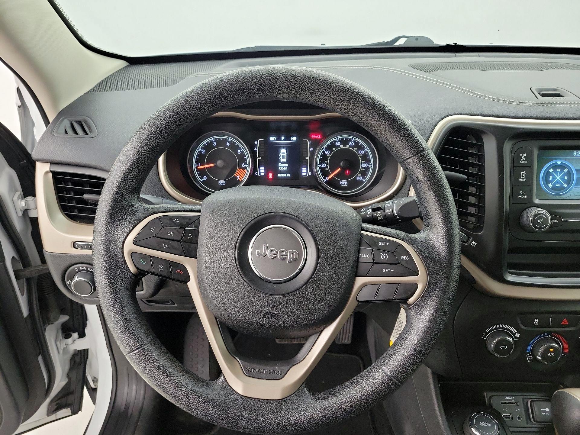 Thumbnail: 2014 Jeep Cherokee - 10