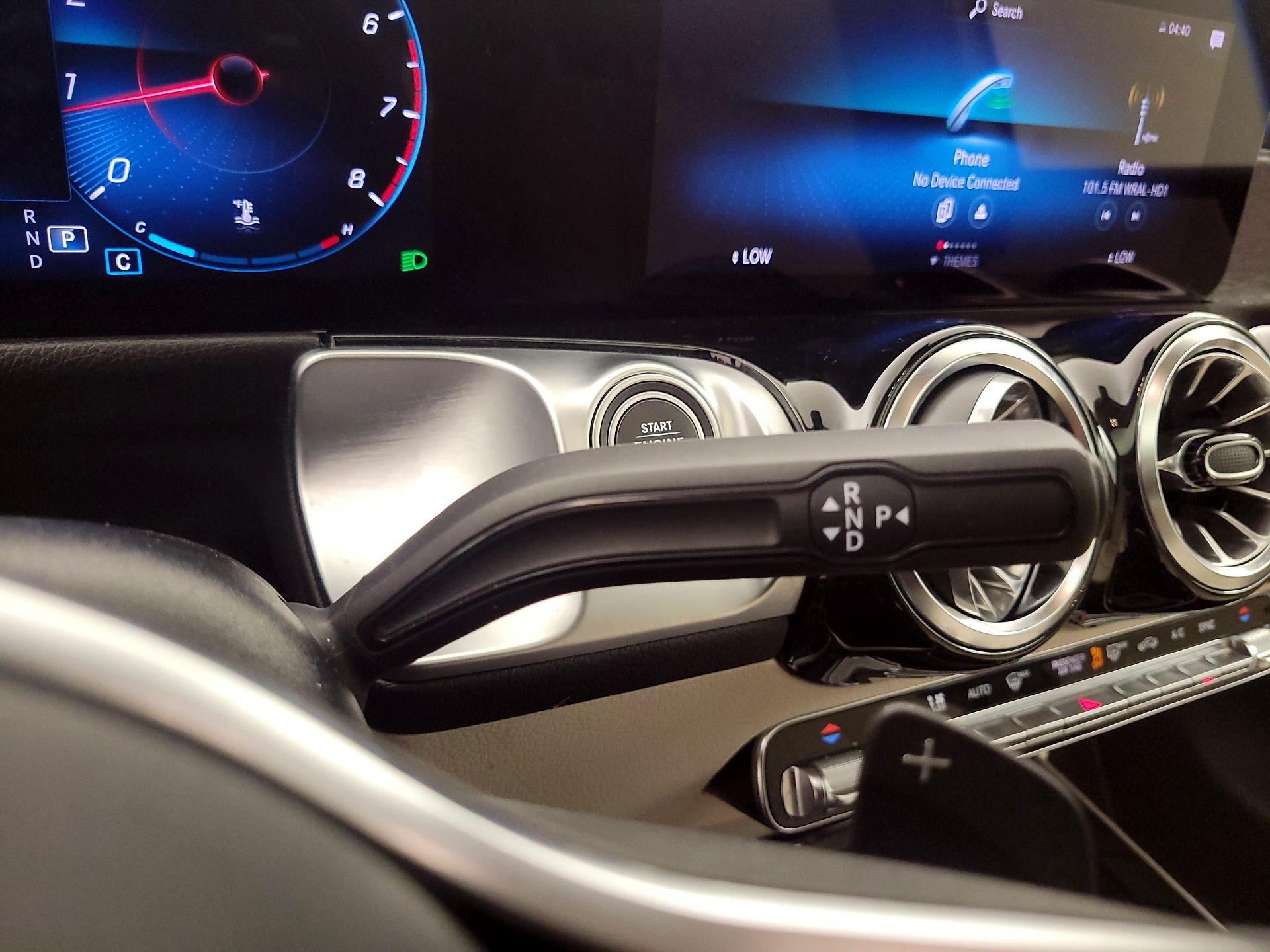 Thumbnail: 2023 Mercedes-Benz GLB - 15