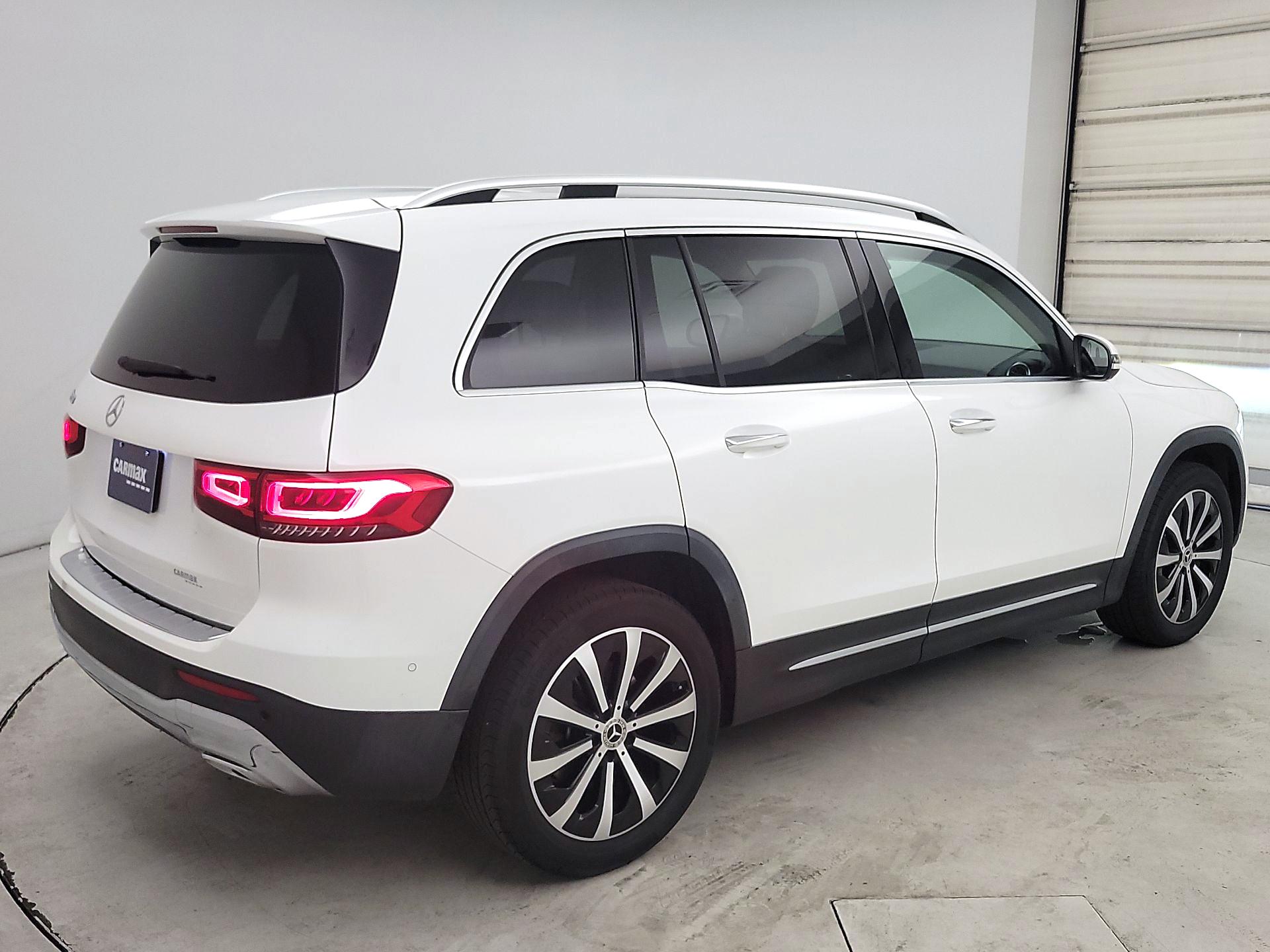 Thumbnail: 2023 Mercedes-Benz GLB - 5