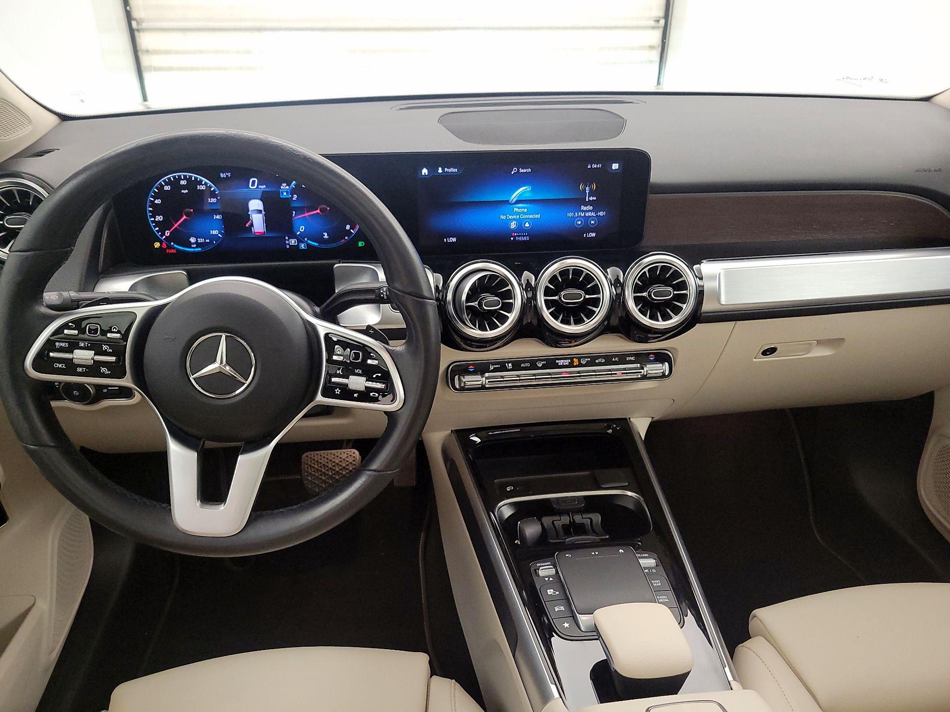 Thumbnail: 2023 Mercedes-Benz GLB - 8