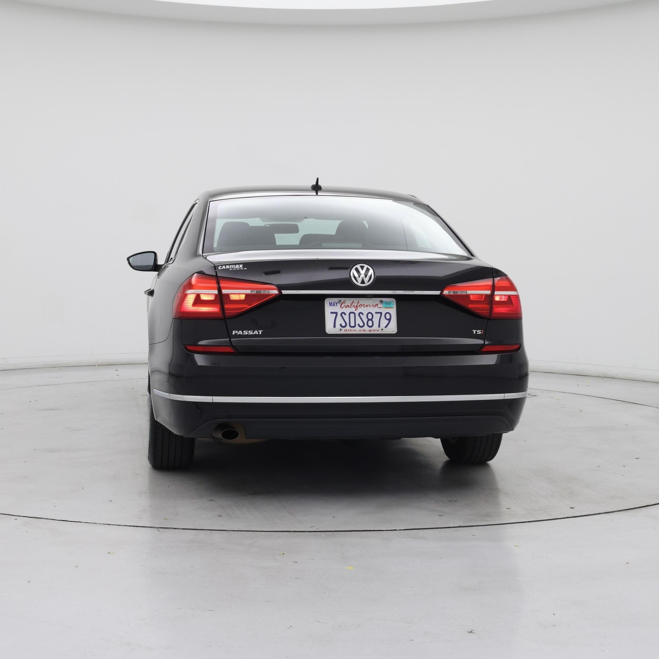 Thumbnail: 2016 Volkswagen Passat - 6