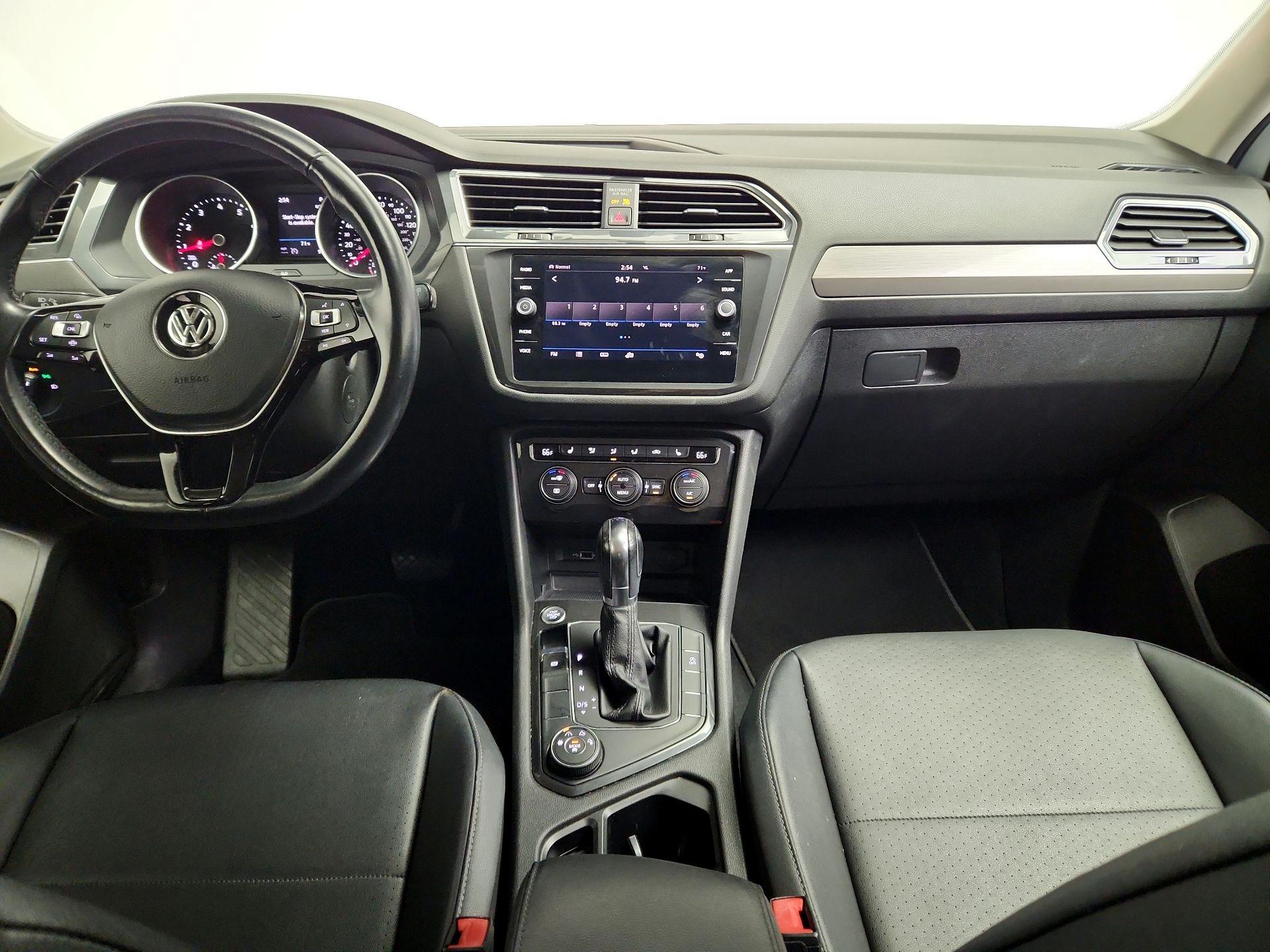 Thumbnail: 2019 Volkswagen Tiguan - 9