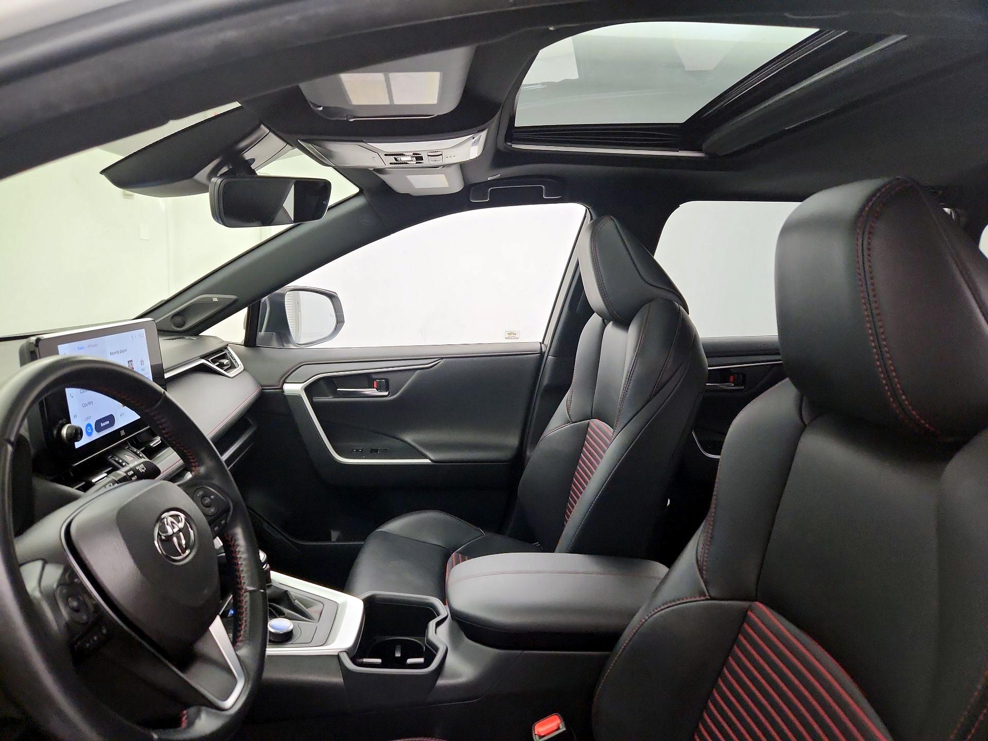 Thumbnail: 2023 Toyota RAV4 - 19