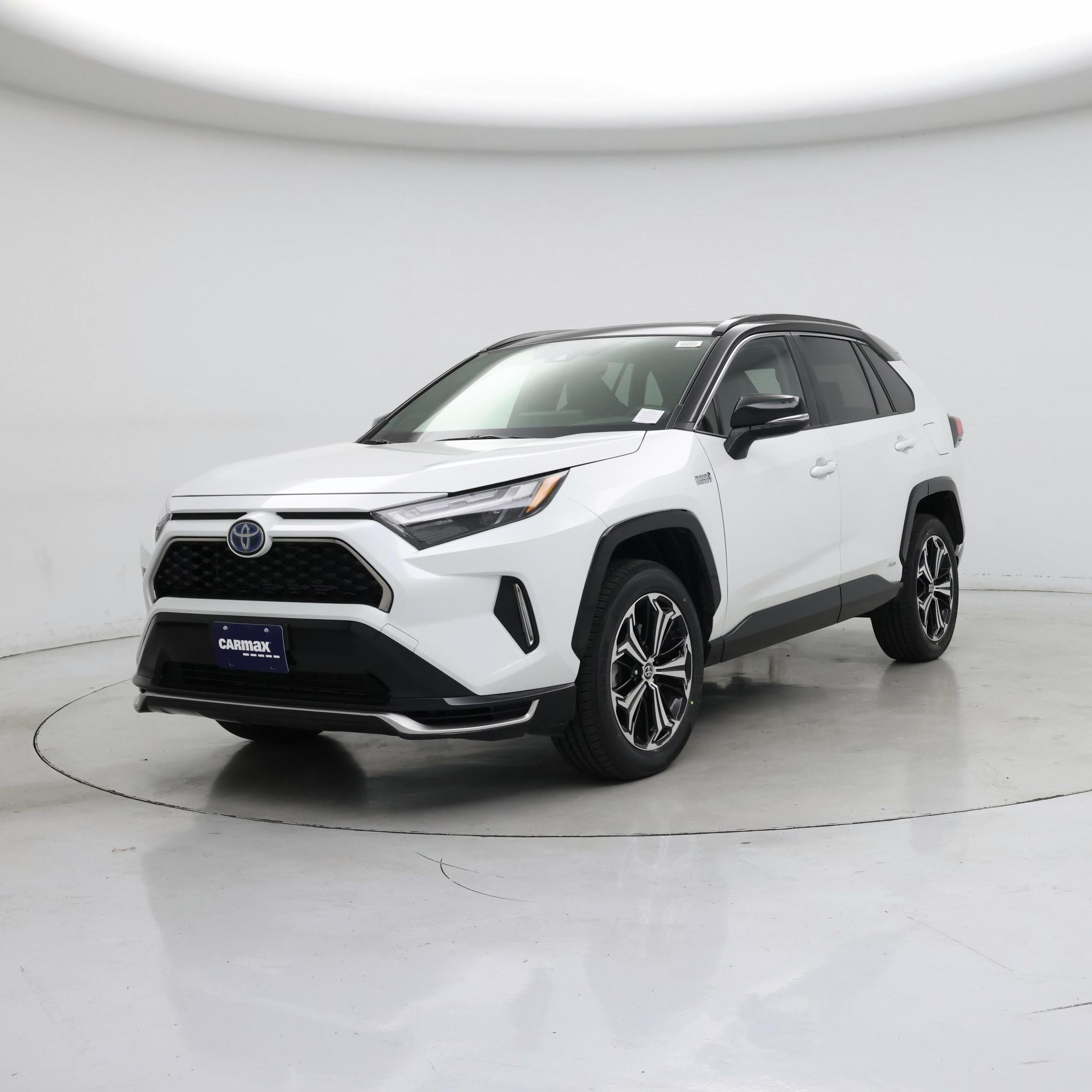 Thumbnail: 2023 Toyota RAV4 - 4