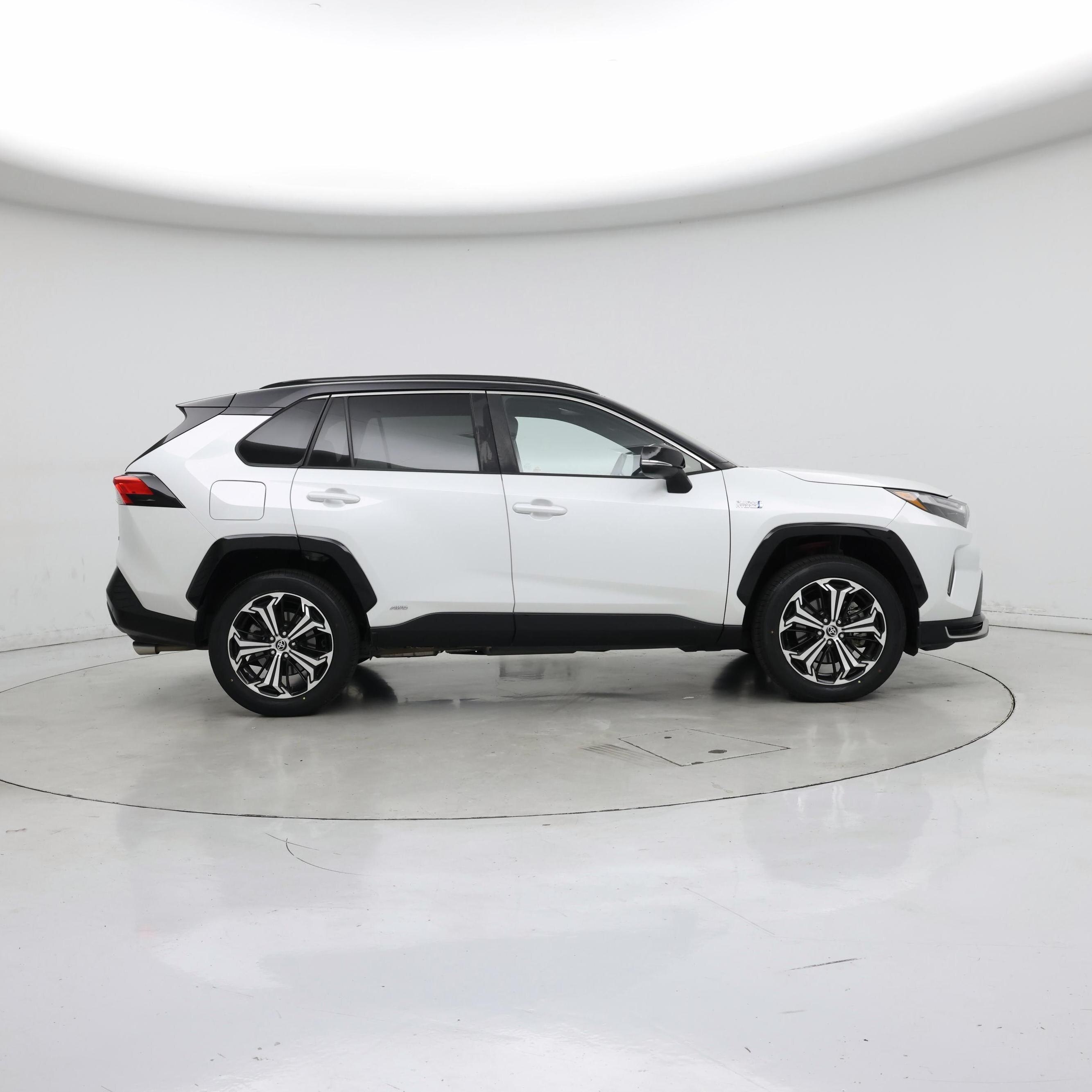 Thumbnail: 2023 Toyota RAV4 - 7