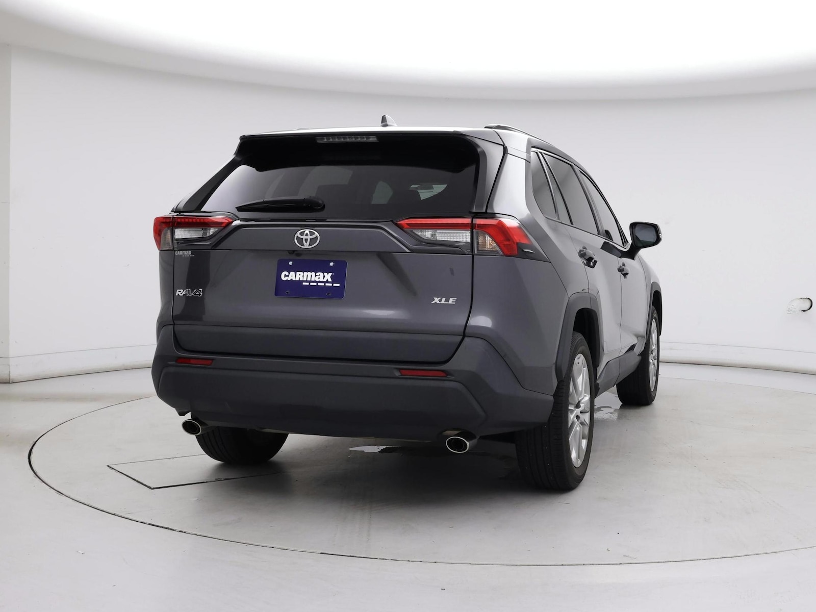2021 Toyota RAV4 XLE Premium - Photo 9