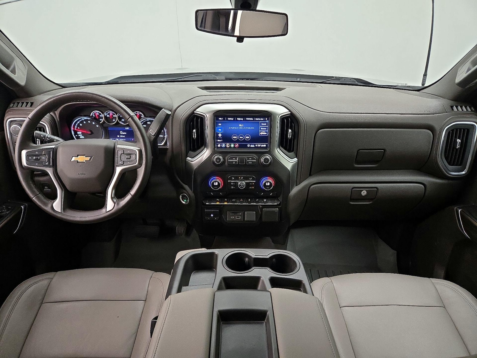 2020 Chevrolet Silverado 1500 LT - Photo 10