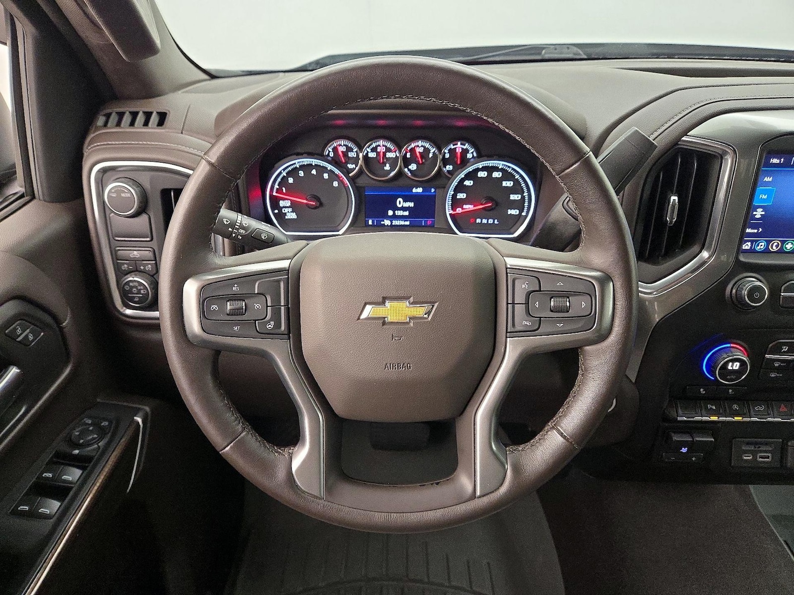 2020 Chevrolet Silverado 1500 LT - Photo 11