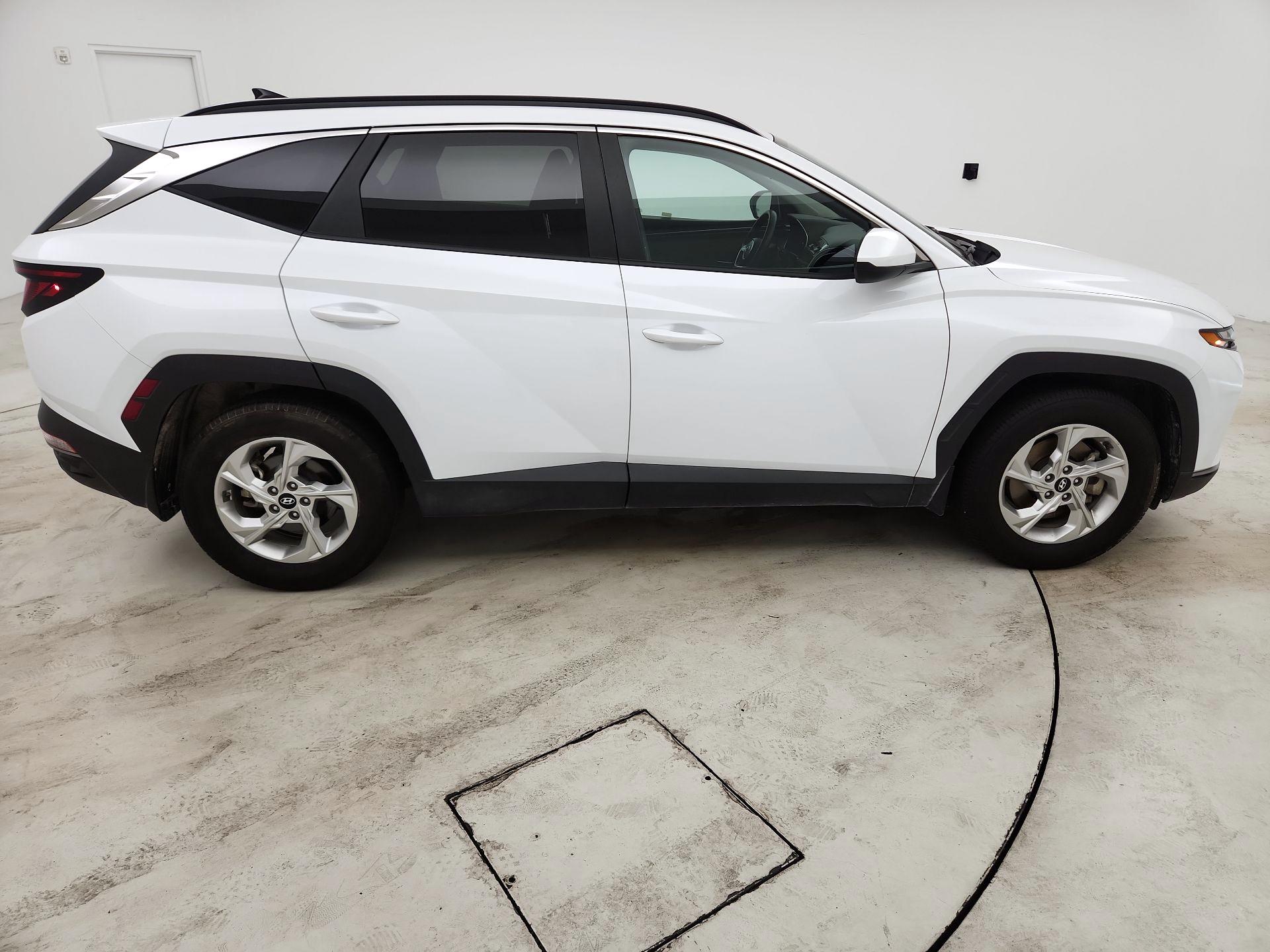 Thumbnail: 2024 Hyundai Tucson - 4