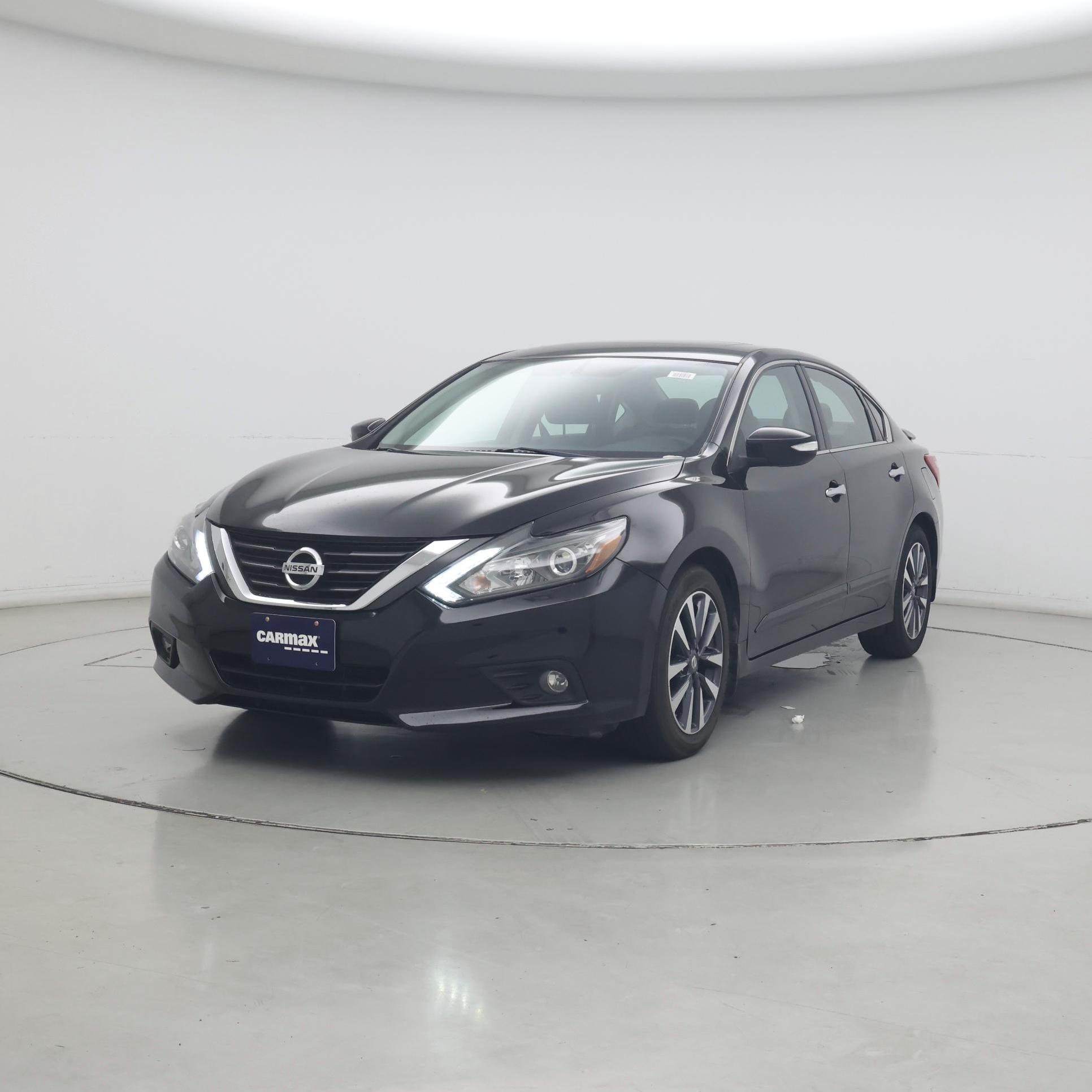 Thumbnail: 2016 Nissan Altima - 4