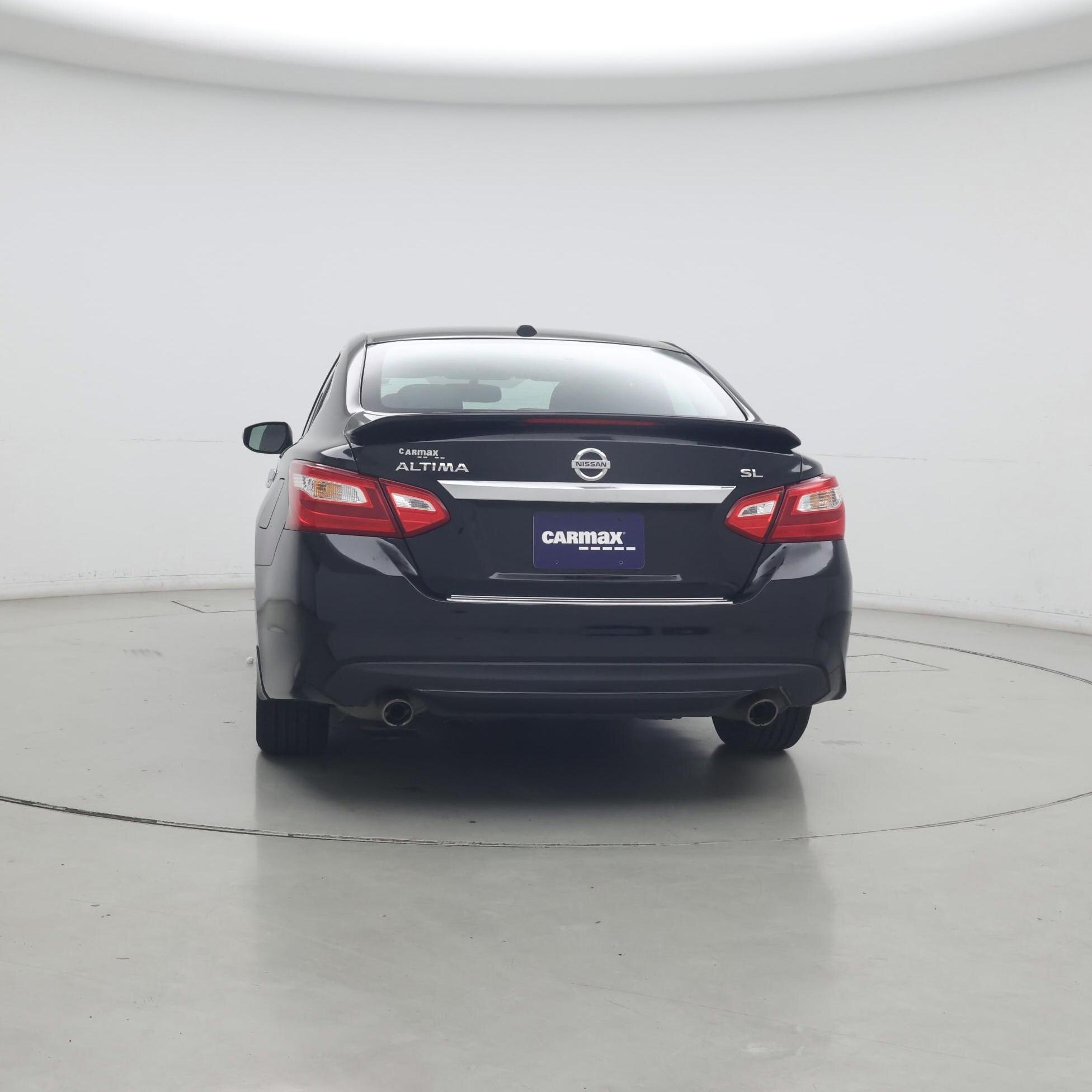 Thumbnail: 2016 Nissan Altima - 6