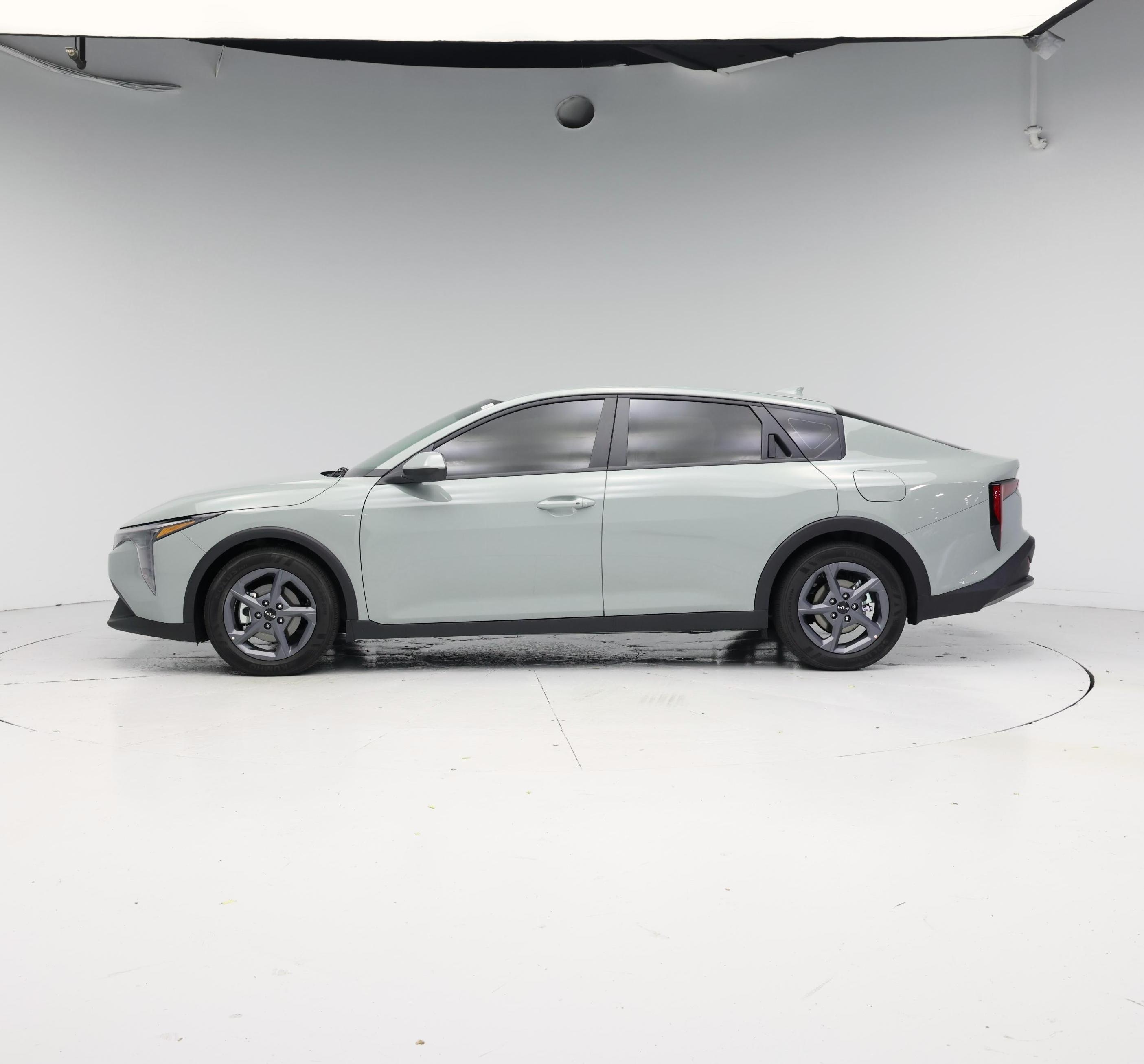 Thumbnail: 2026 Kia K4 - 3