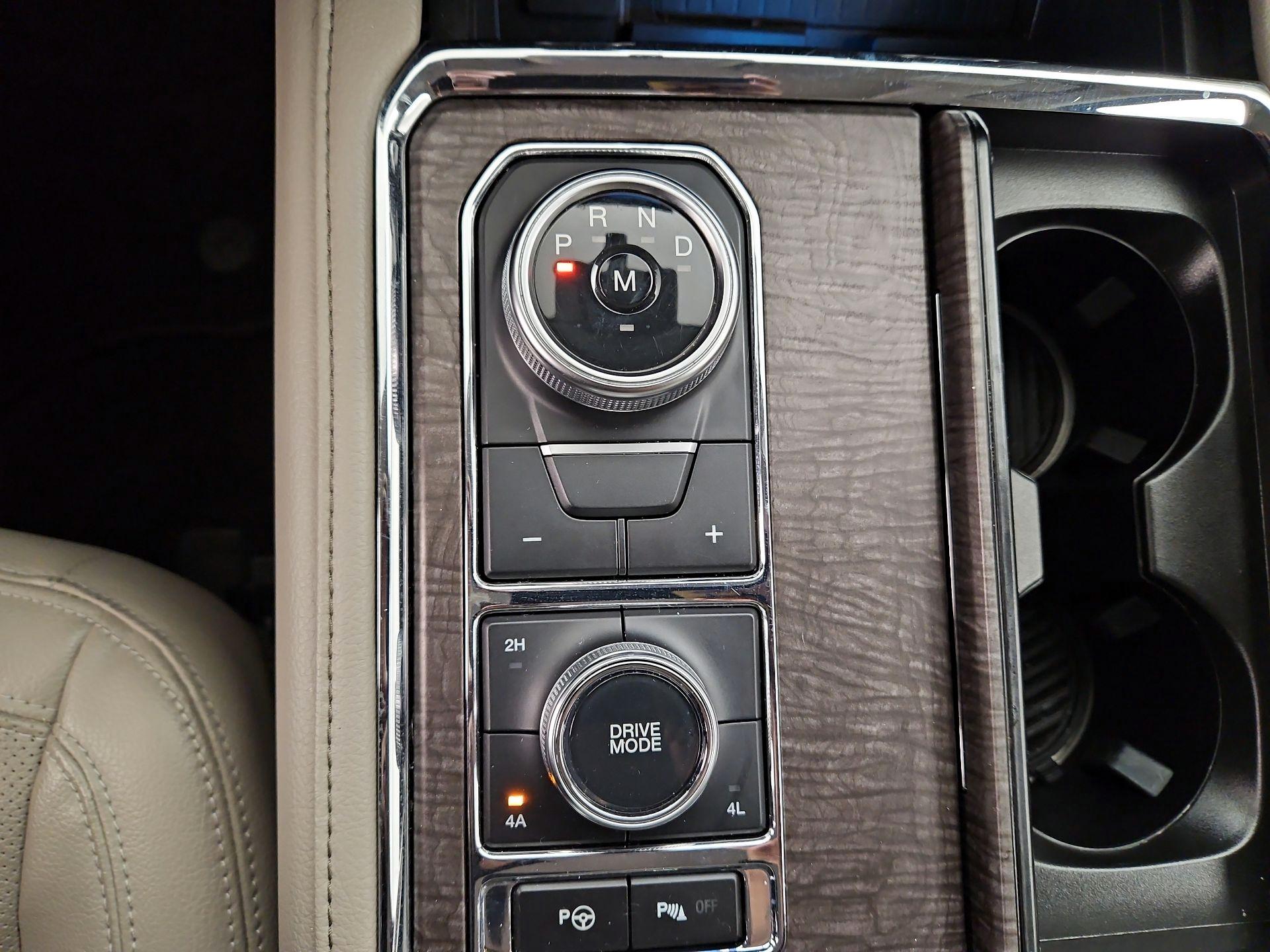 Thumbnail: 2021 Ford Expedition - 18