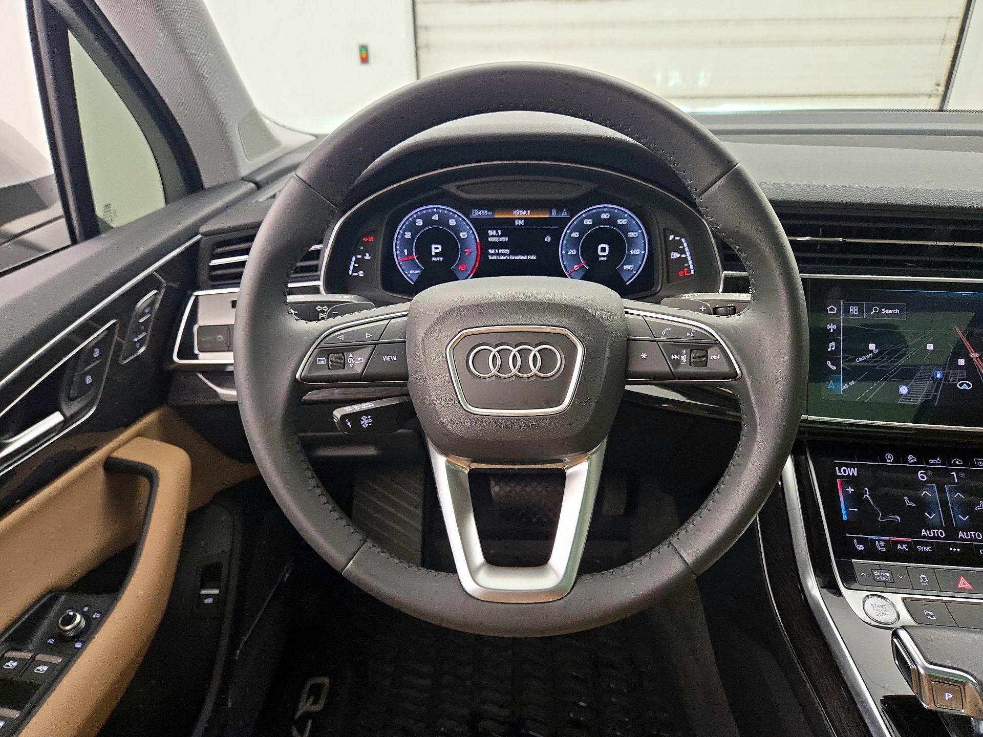 Thumbnail: 2020 Audi Q7 - 10