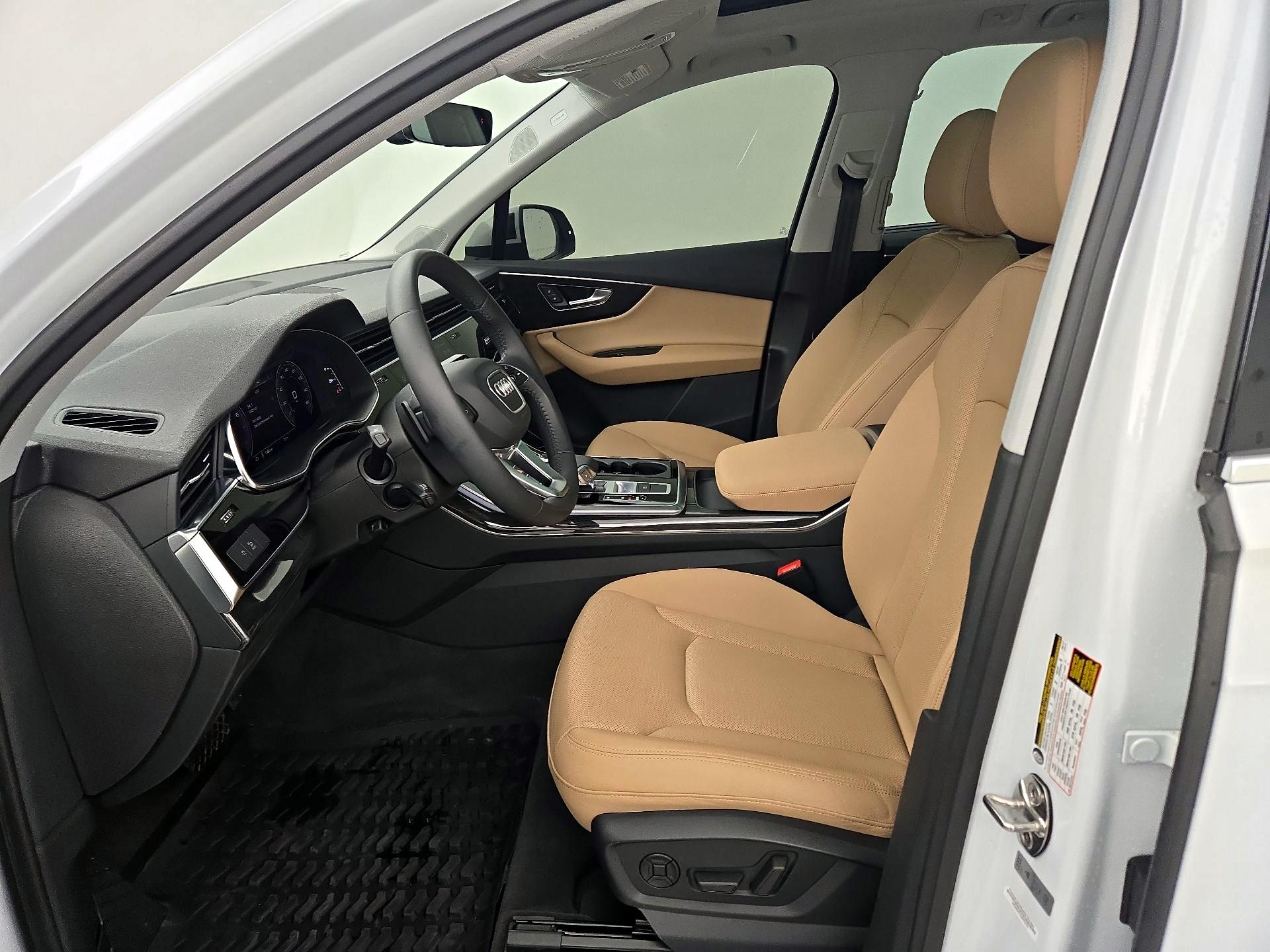 Thumbnail: 2020 Audi Q7 - 11