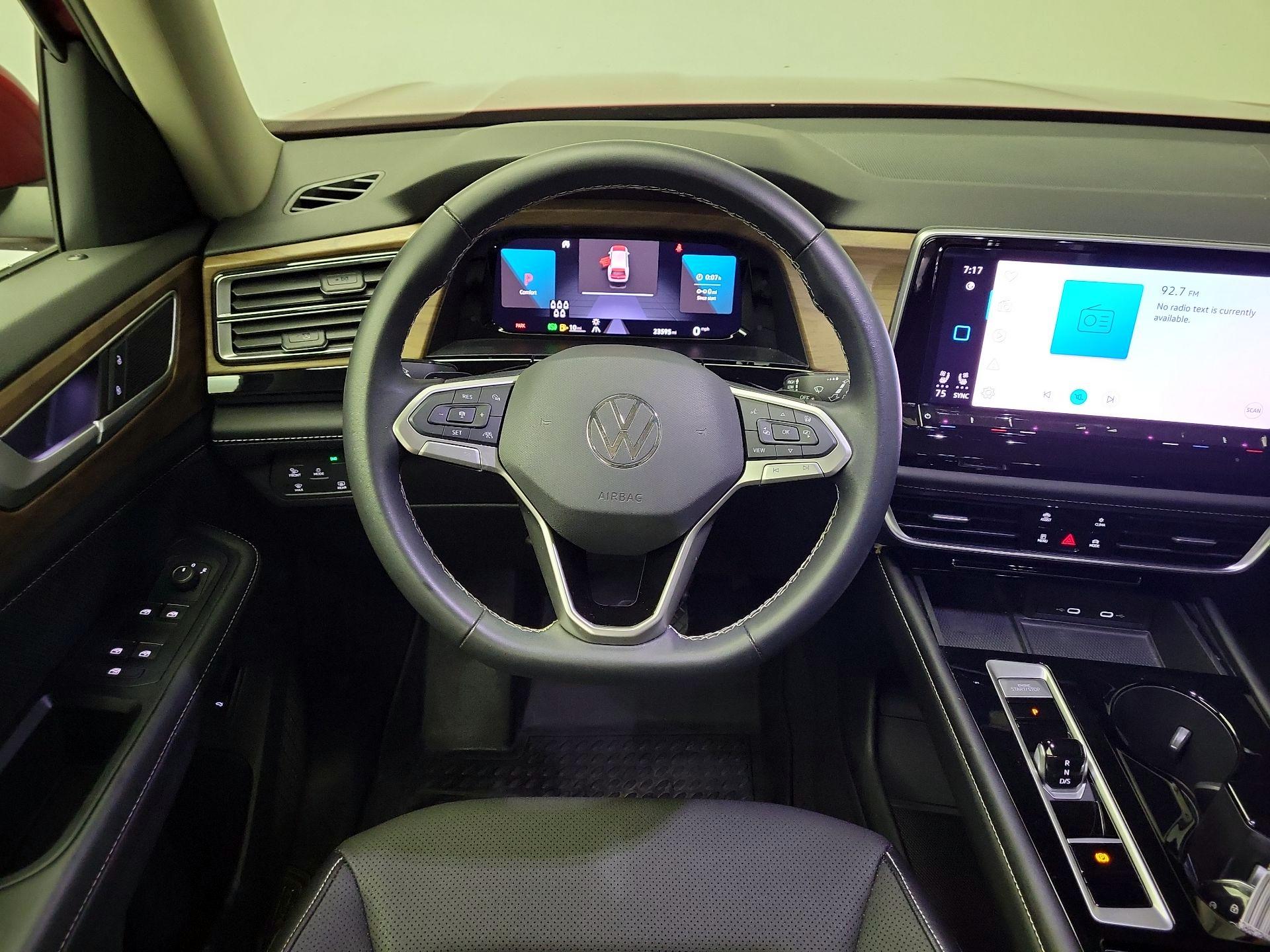 Thumbnail: 2024 Volkswagen Atlas - 10