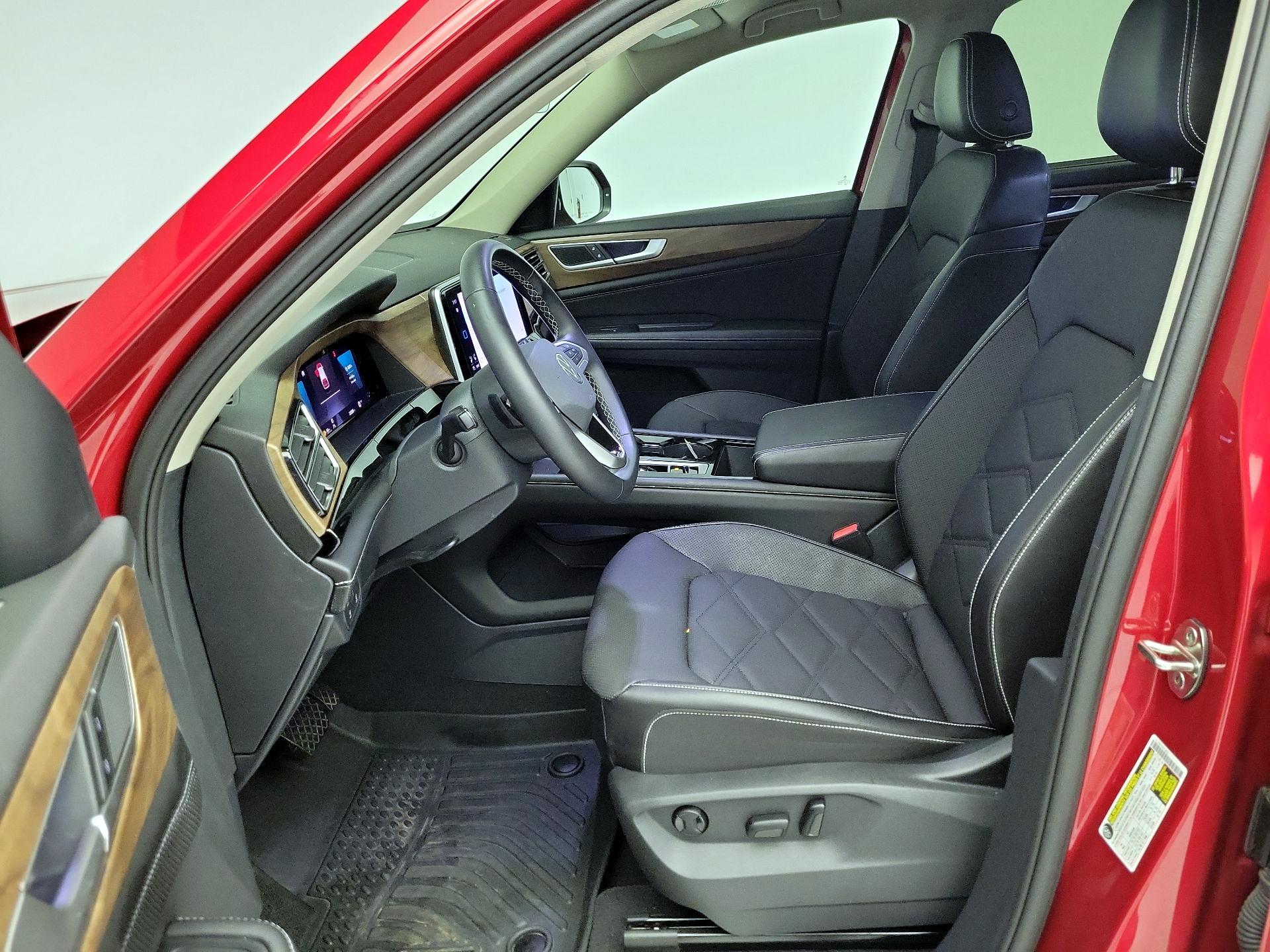 Thumbnail: 2024 Volkswagen Atlas - 11