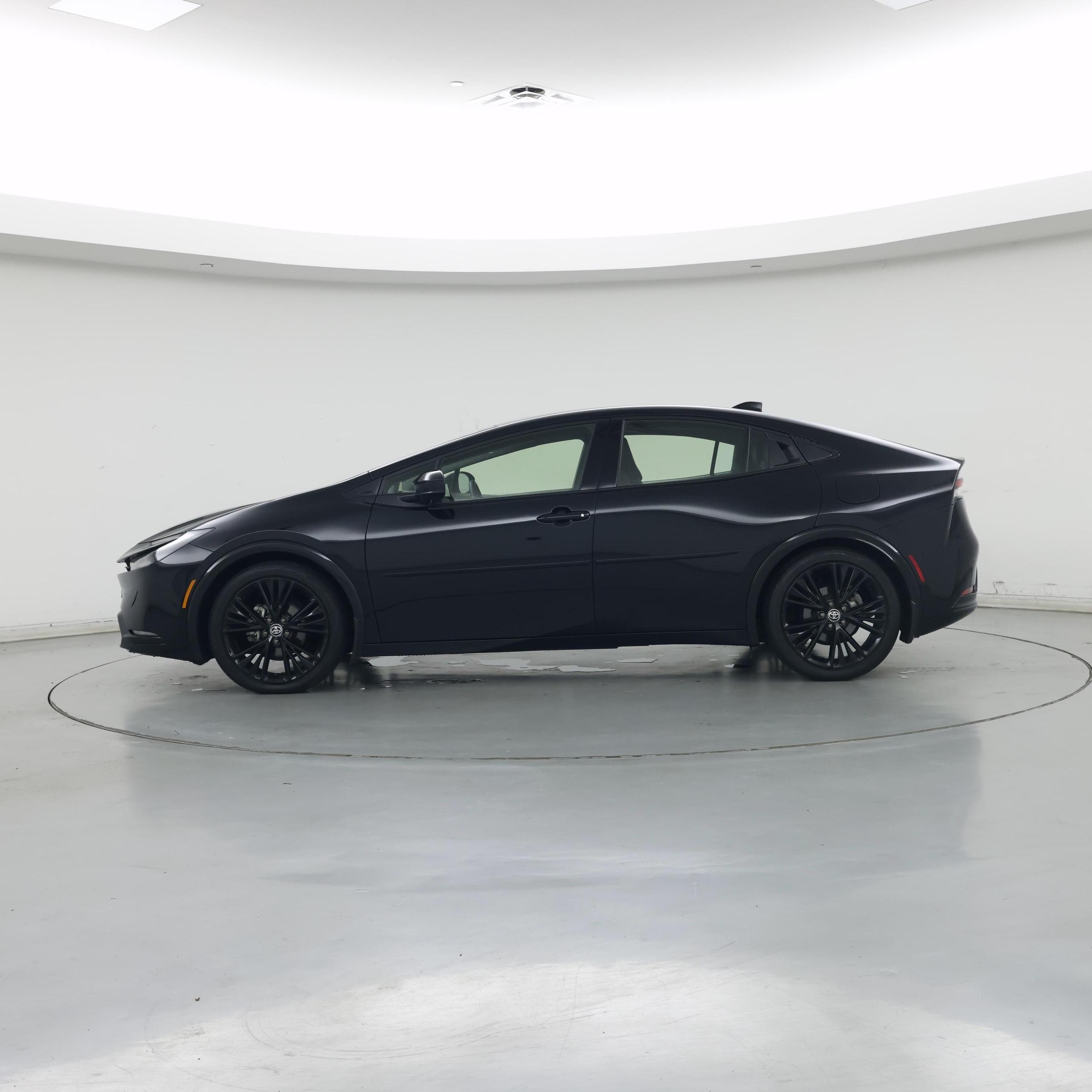 Thumbnail: 2026 Toyota Prius - 3