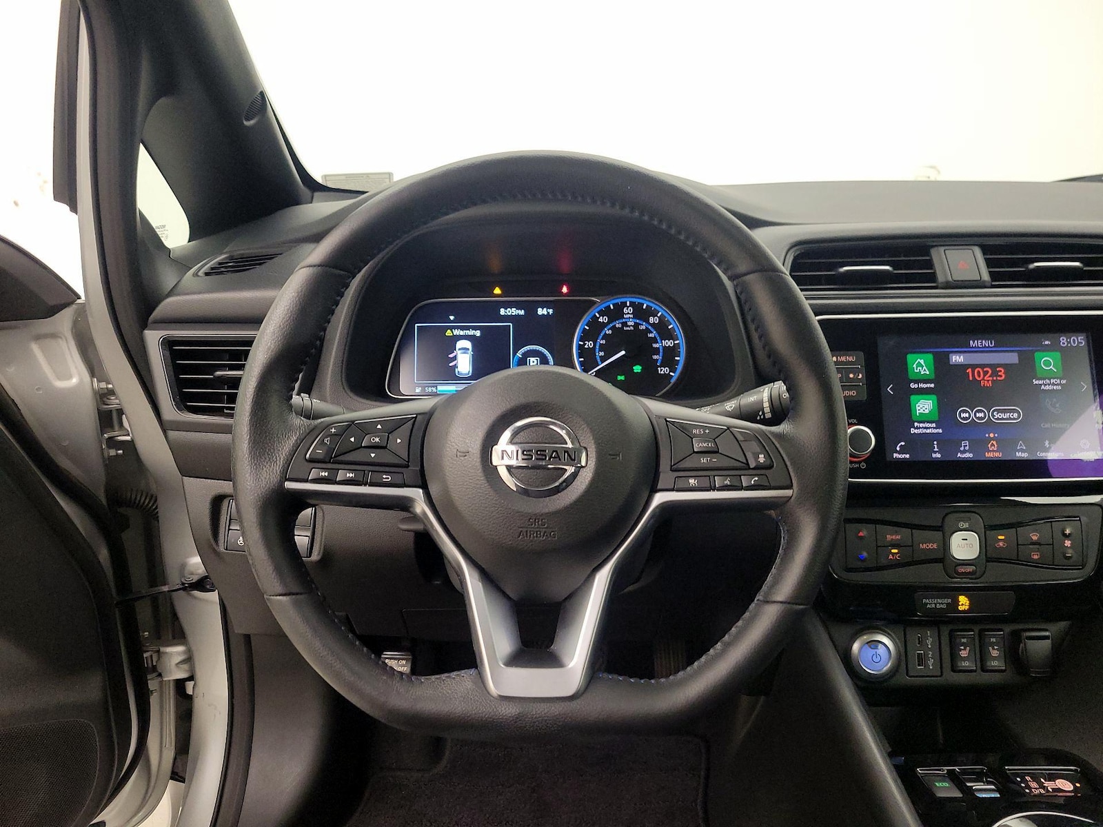 2022 Nissan LEAF SV - Photo 11