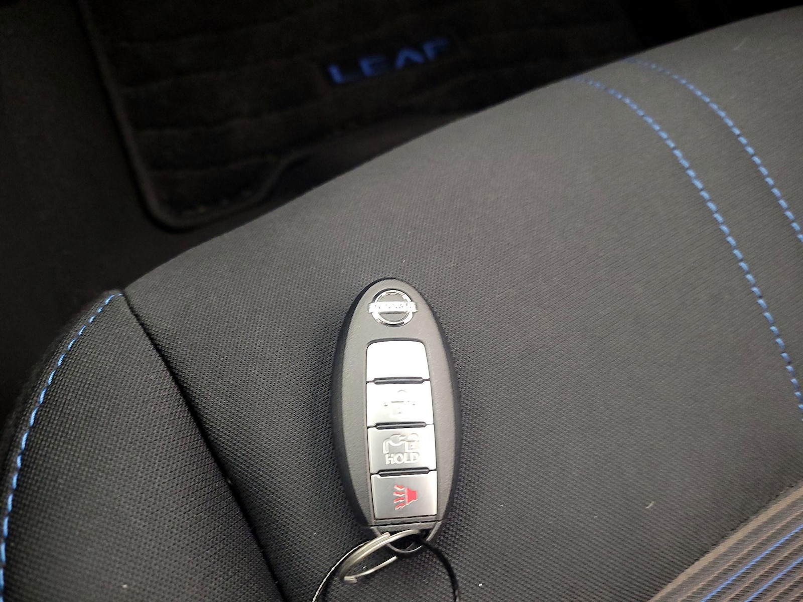 2022 Nissan LEAF SV - Photo 23