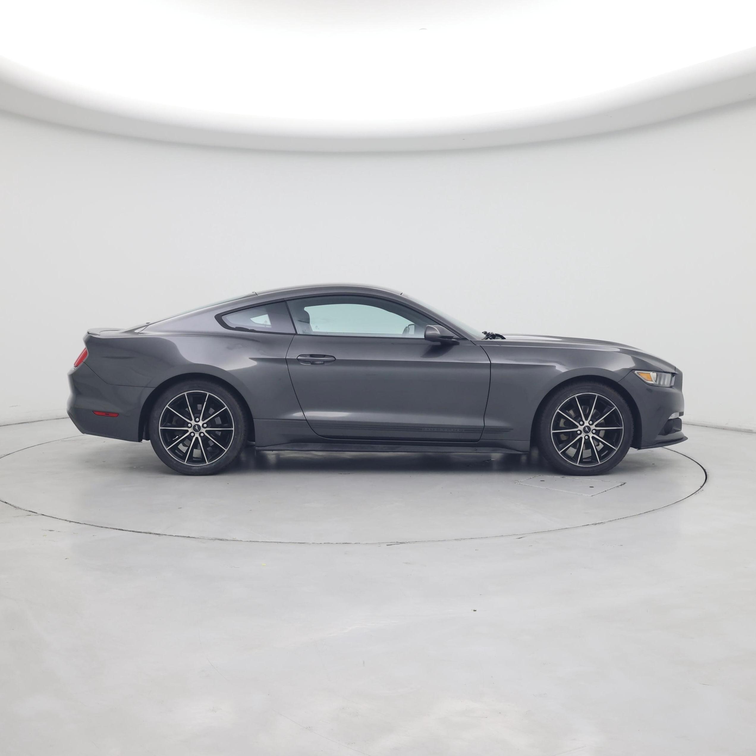 Thumbnail: 2016 Ford Mustang - 7