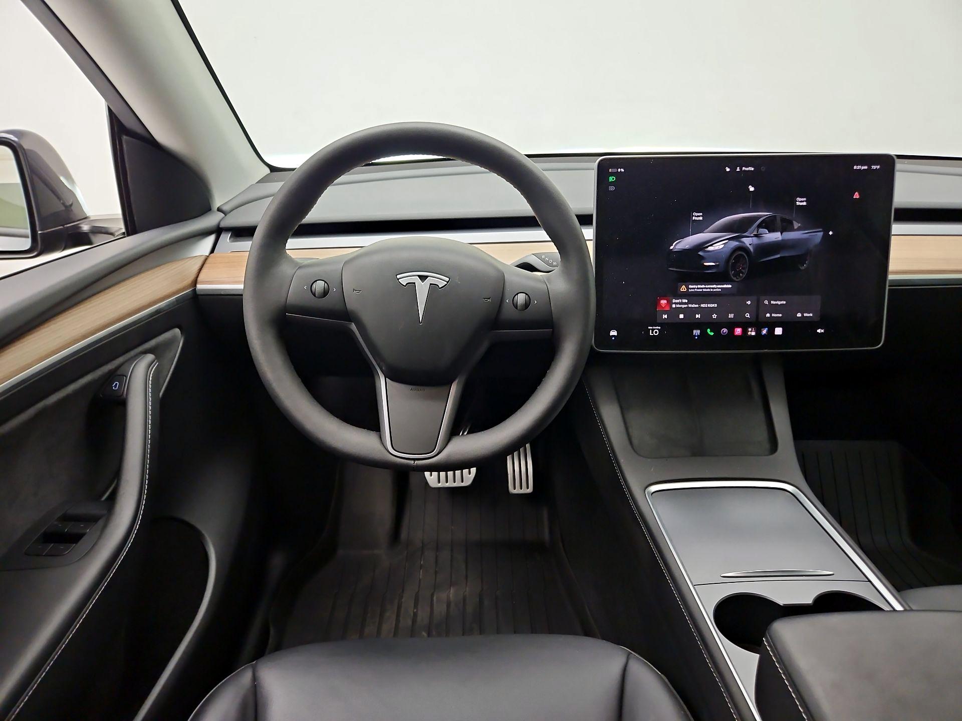 Thumbnail: 2025 Tesla Model Y - 10