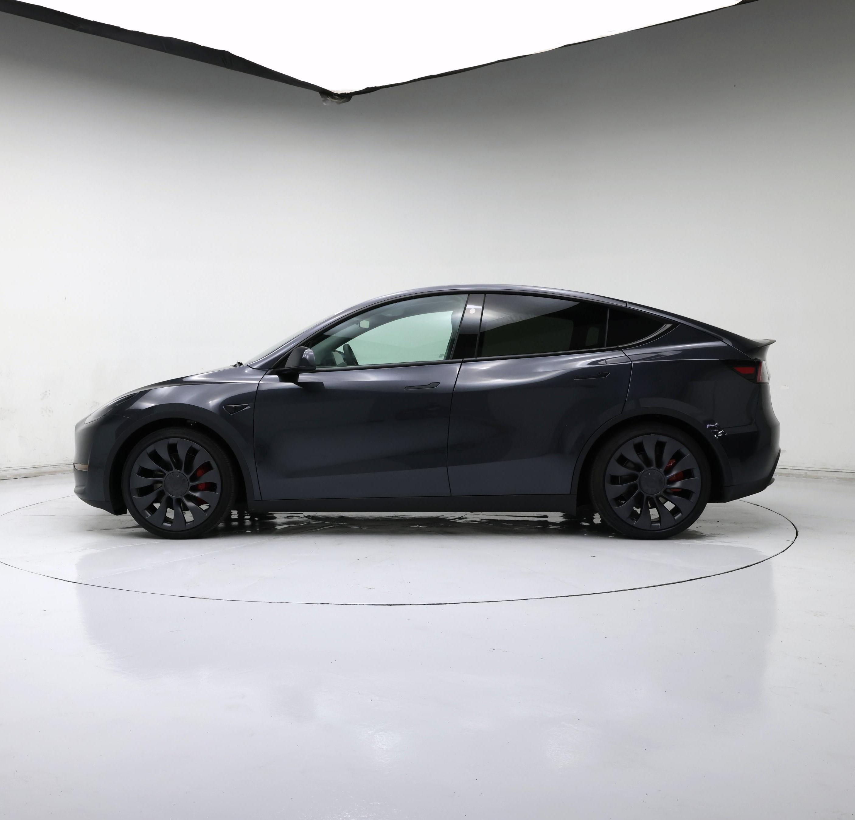 Thumbnail: 2025 Tesla Model Y - 3